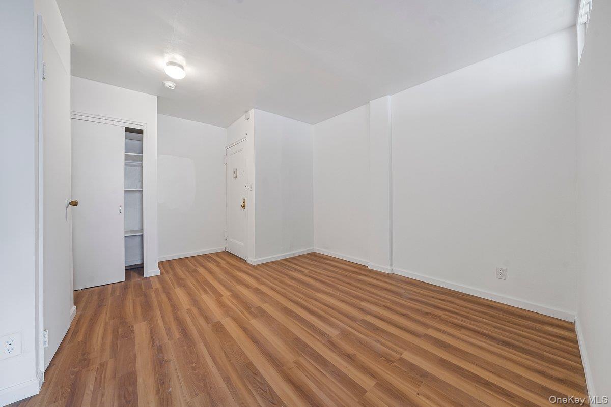 270 N Broadway Ps Property Photo 9