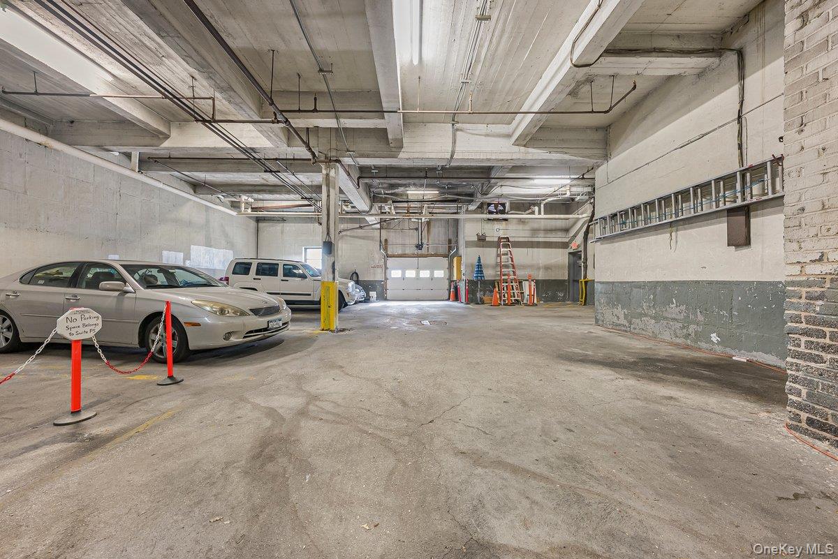 270 N Broadway Ps Property Photo 18