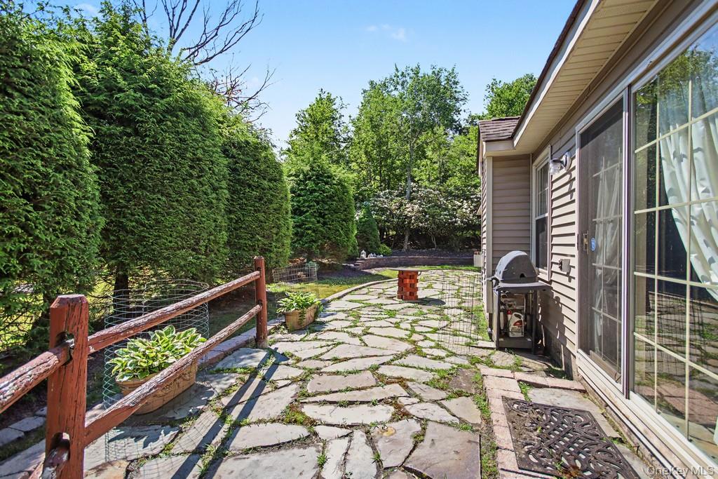 2 Douglas Street Property Photo 6