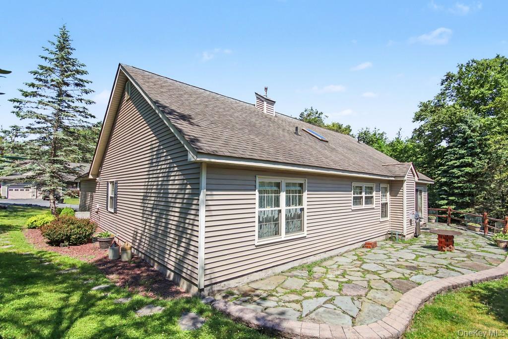 2 Douglas Street Property Photo 11