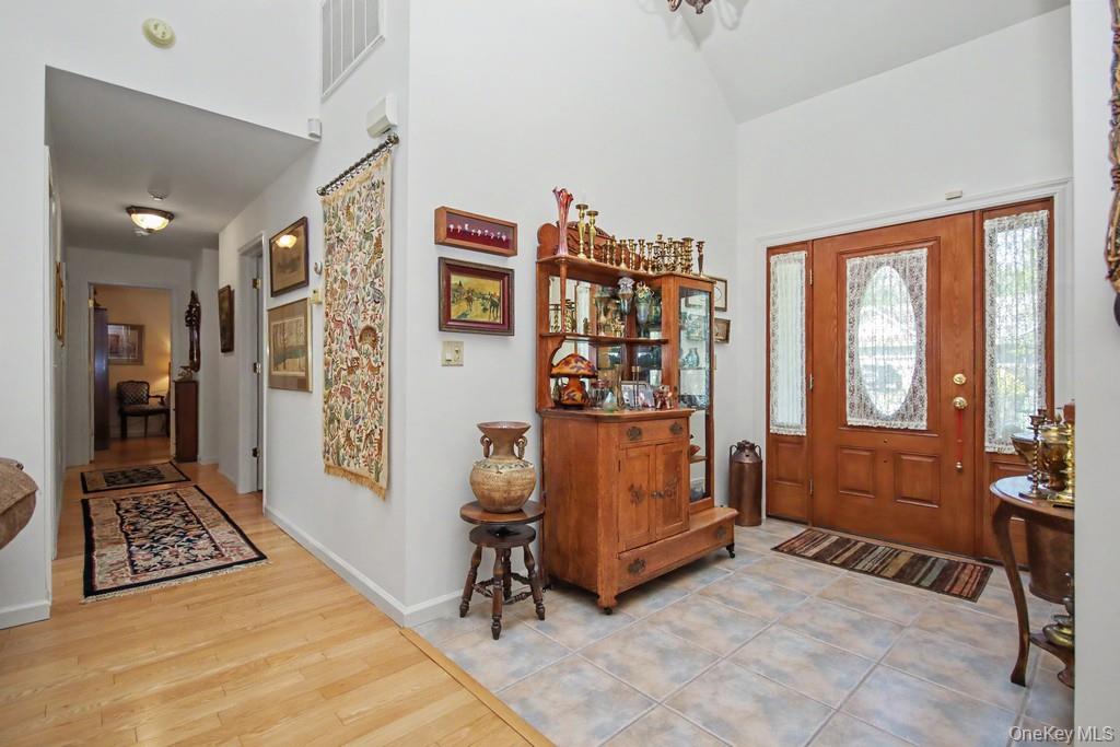 2 Douglas Street Property Photo 24