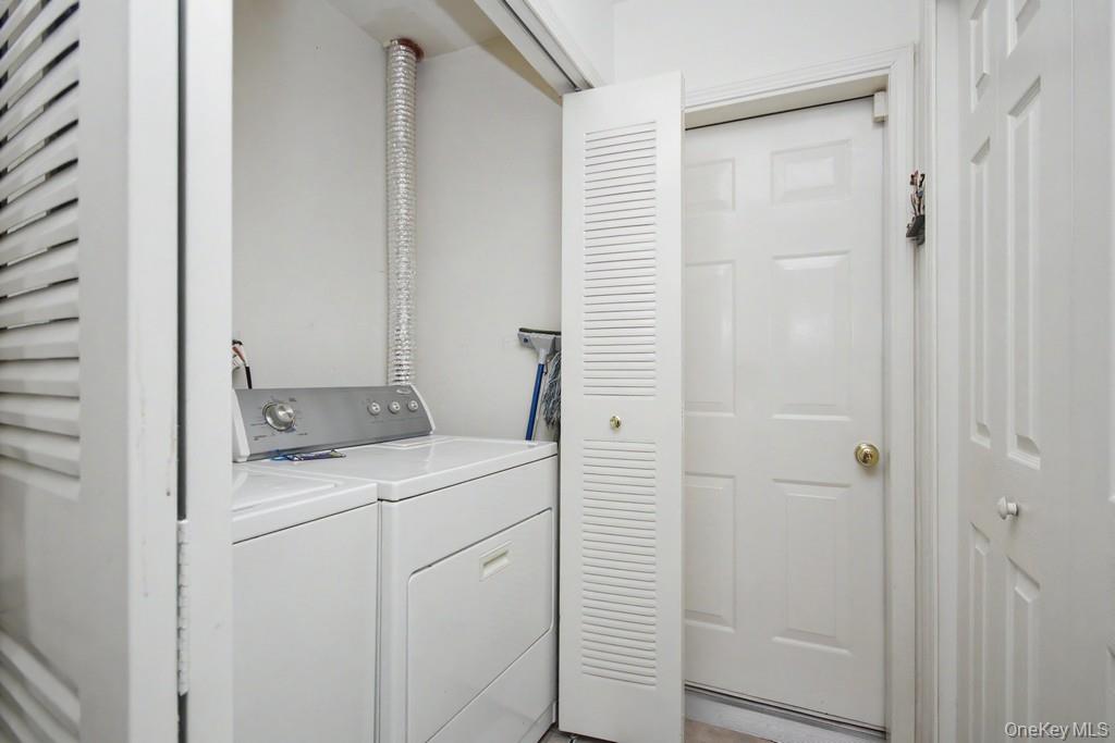 2 Douglas Street Property Photo 28