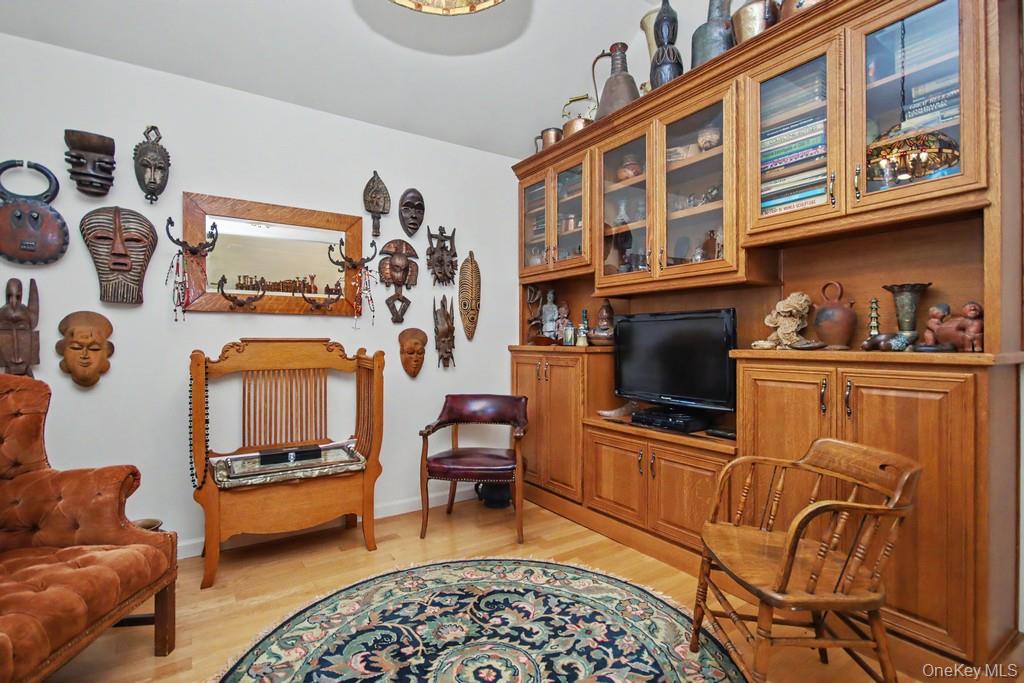 2 Douglas Street Property Photo 37