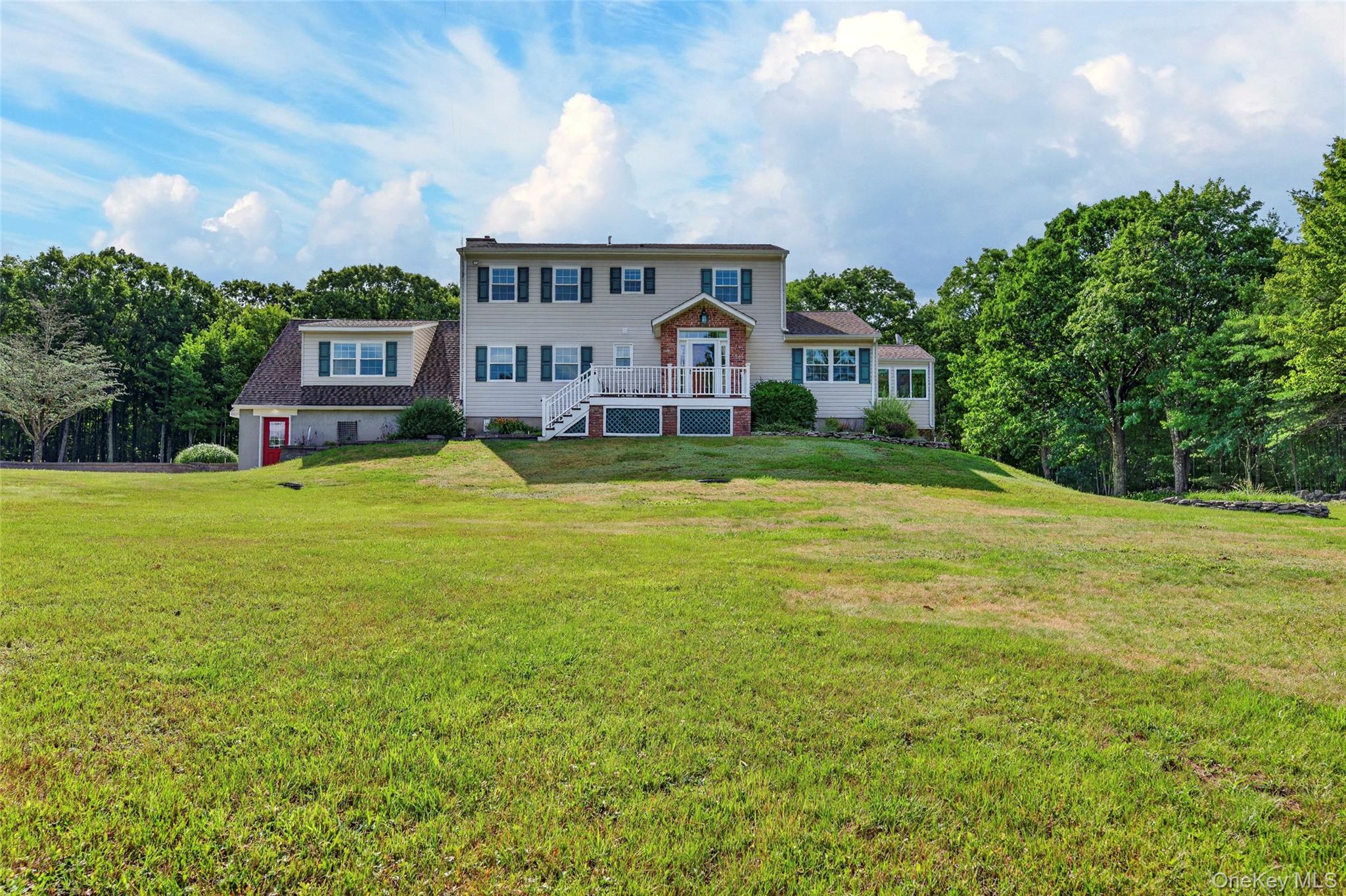 156 Lackawack Hill Road Property Photo 1