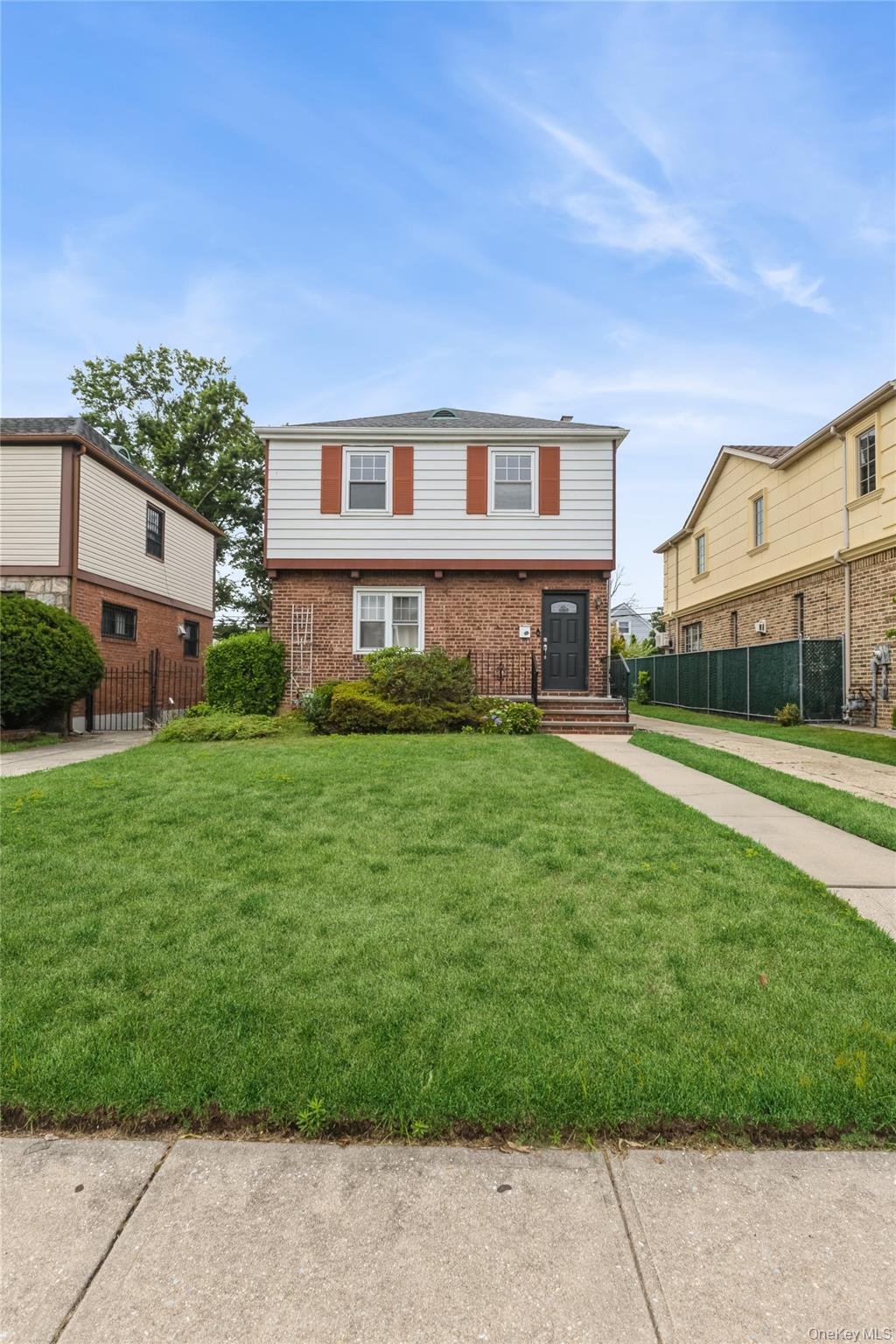 7548 183rd Street Property Photo 1