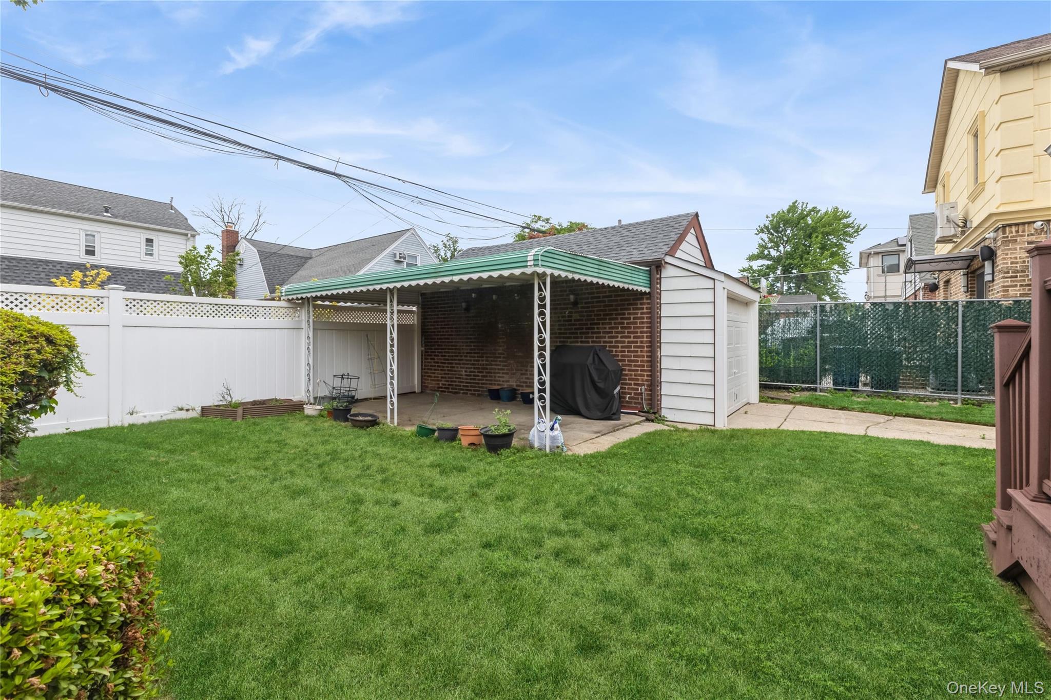 7548 183rd Street Property Photo 40