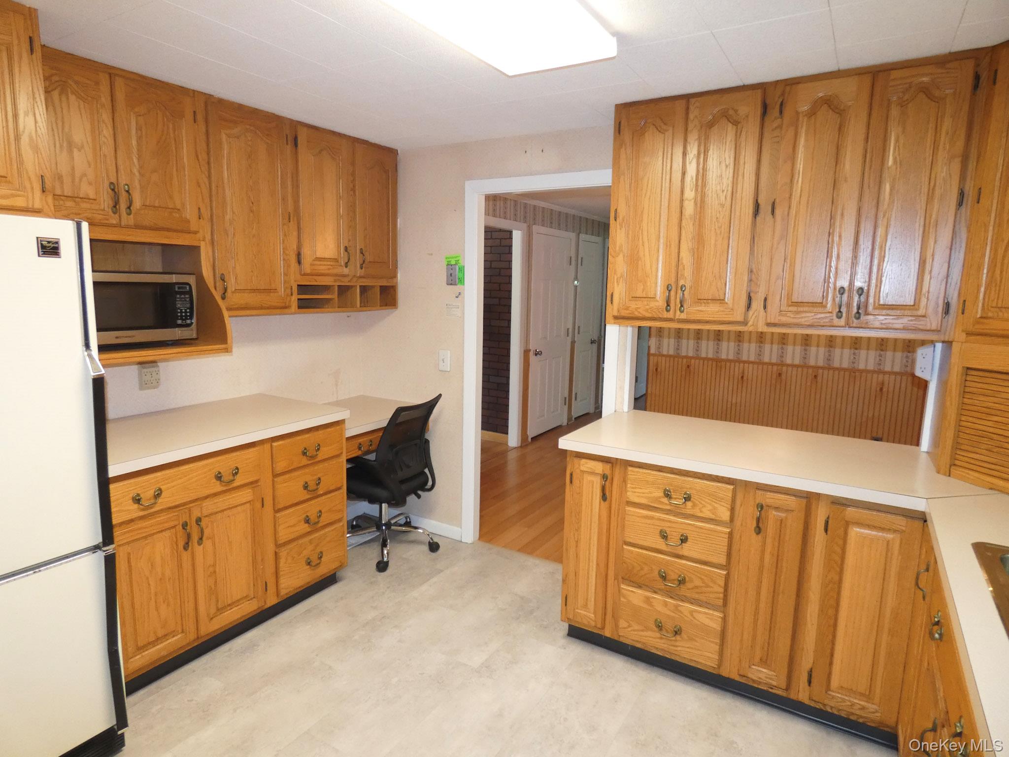 28 Hilltop Drive Property Photo 10