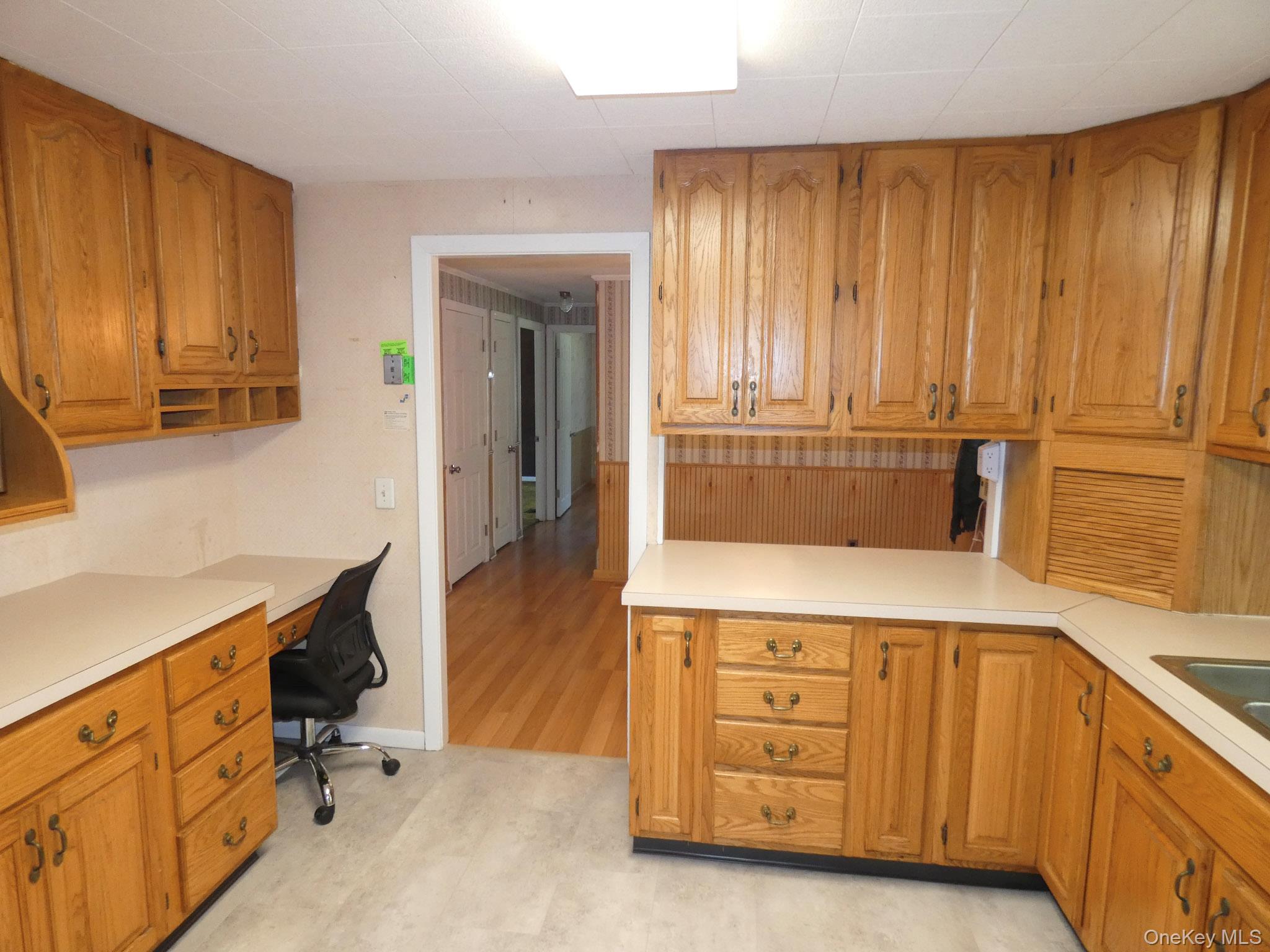 28 Hilltop Drive Property Photo 12