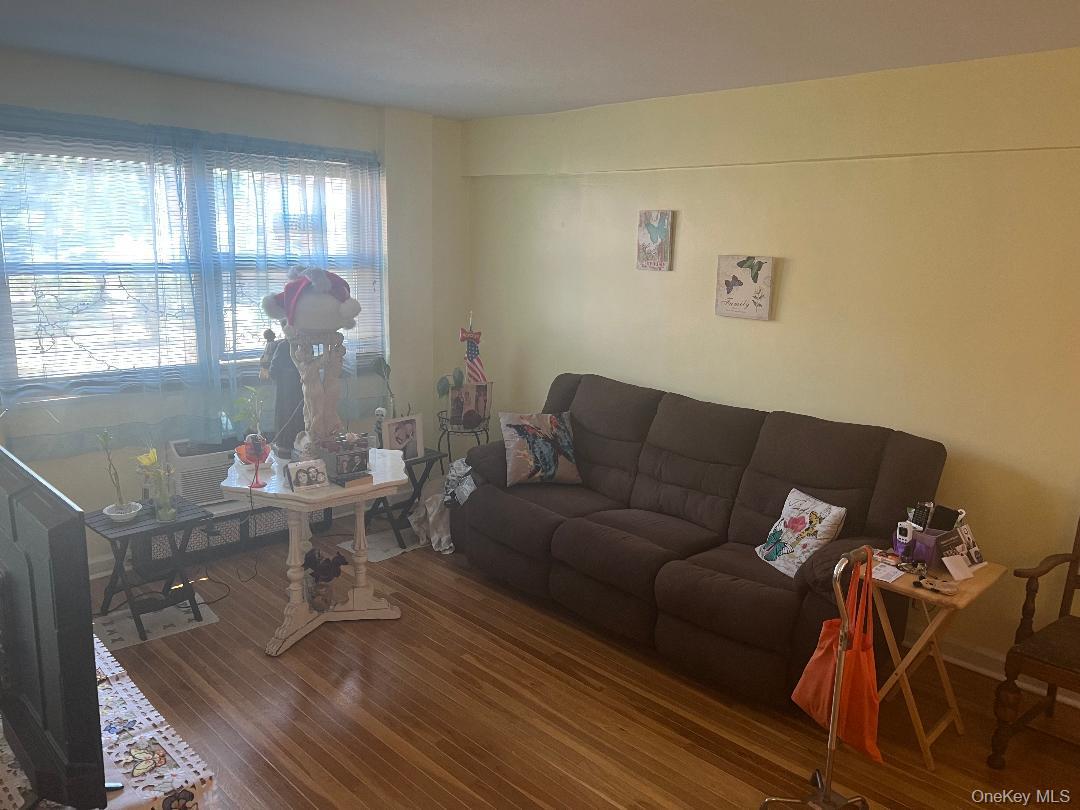 155-24 84th Street 1l Property Photo 10
