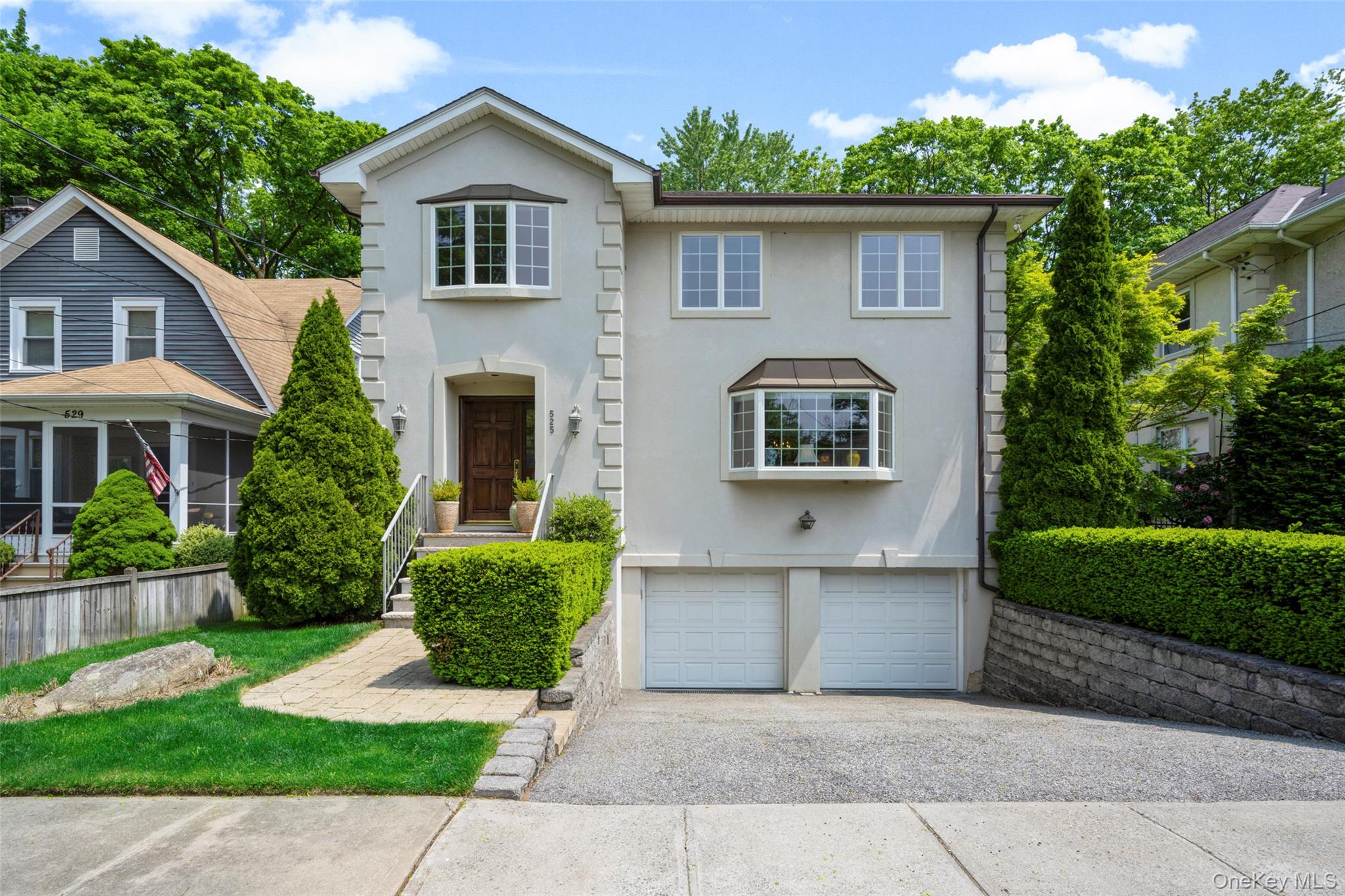 525 Carroll Avenue Property Photo 1