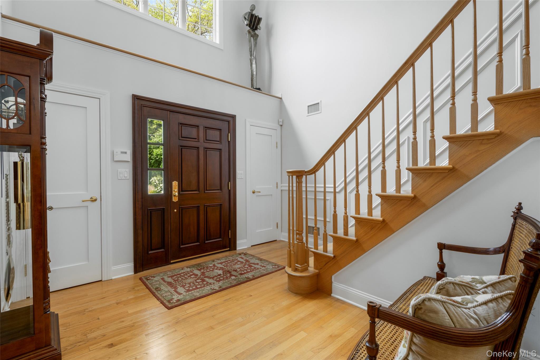 525 Carroll Avenue Property Photo 2