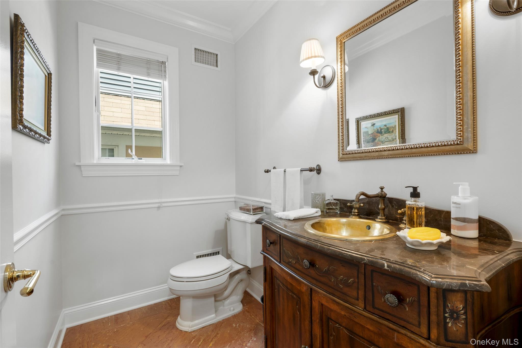 525 Carroll Avenue Property Photo 15