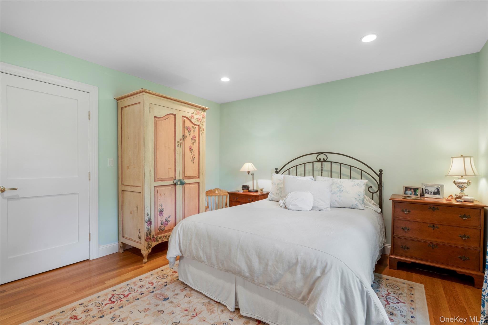 525 Carroll Avenue Property Photo 23