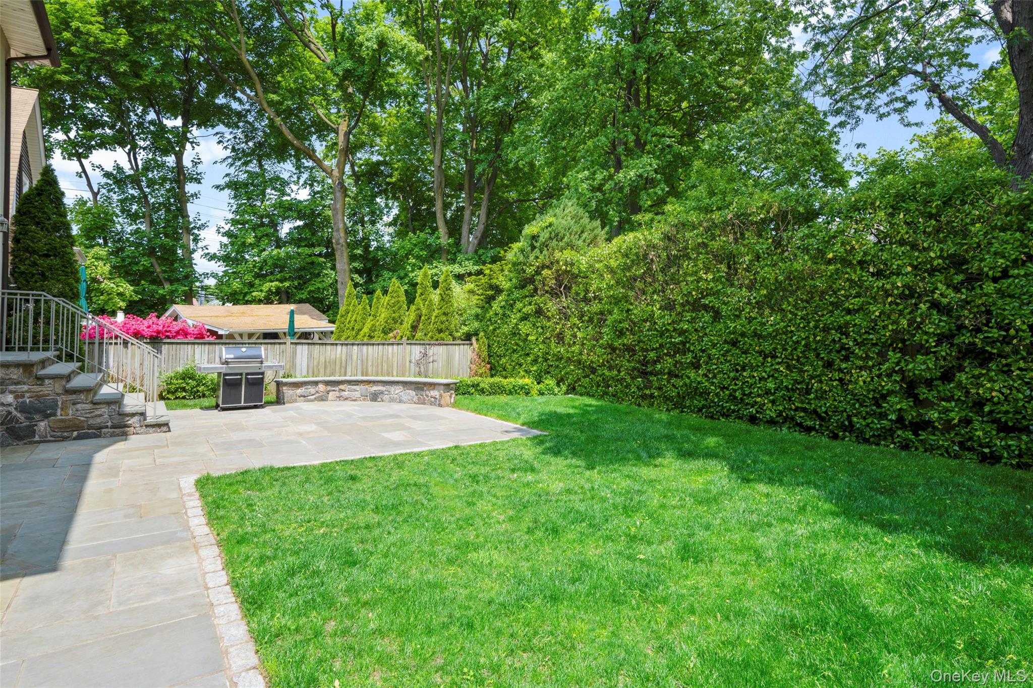 525 Carroll Avenue Property Photo 35