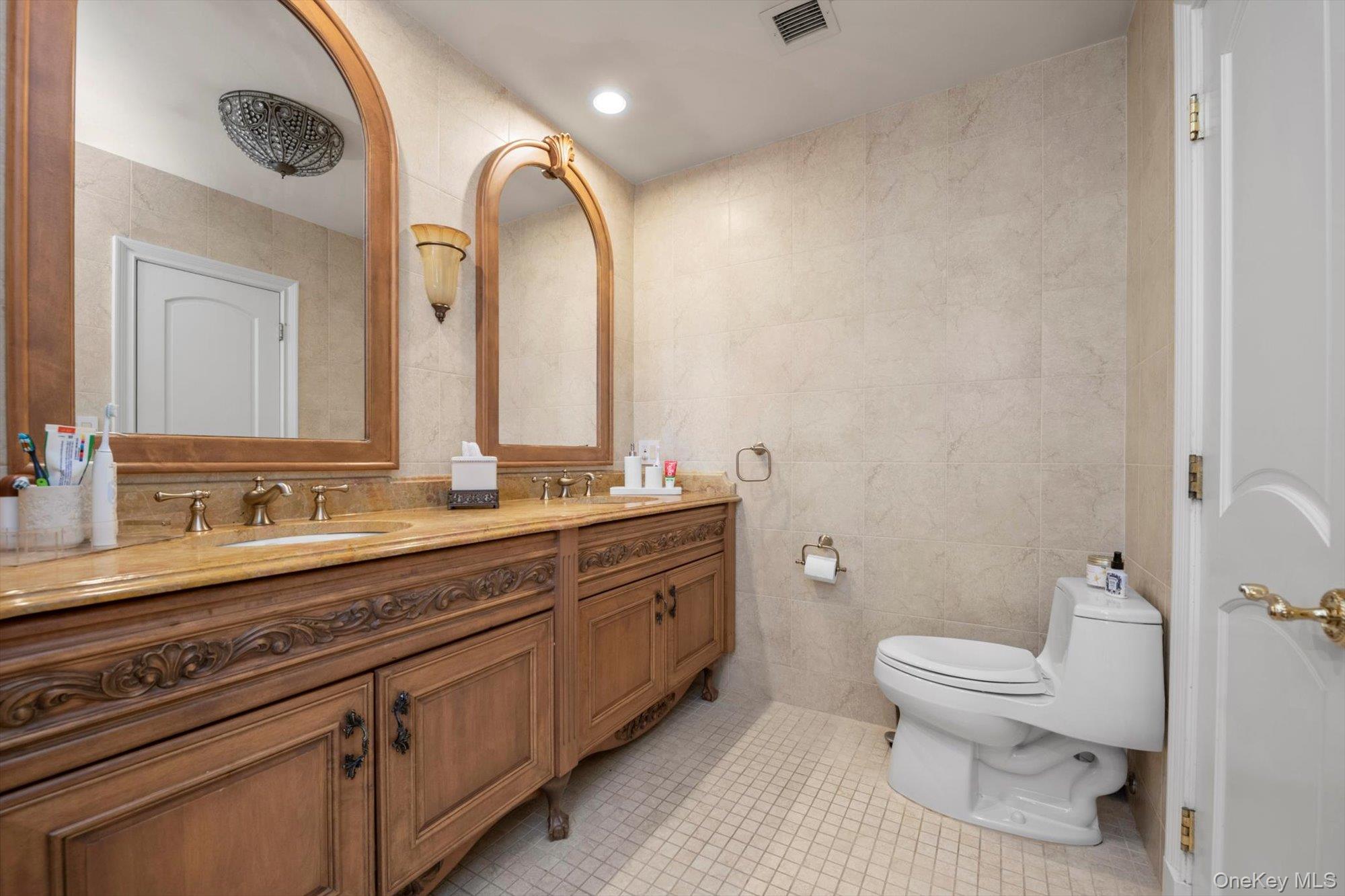 760 Hillcrest Place Property Photo 21
