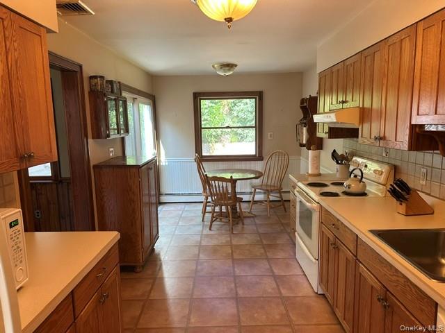 94 Arlington Road Property Photo 8