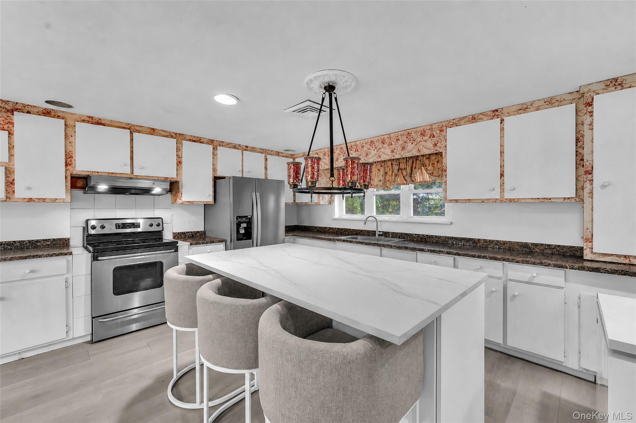 31 Holbrook Road Property Photo 11