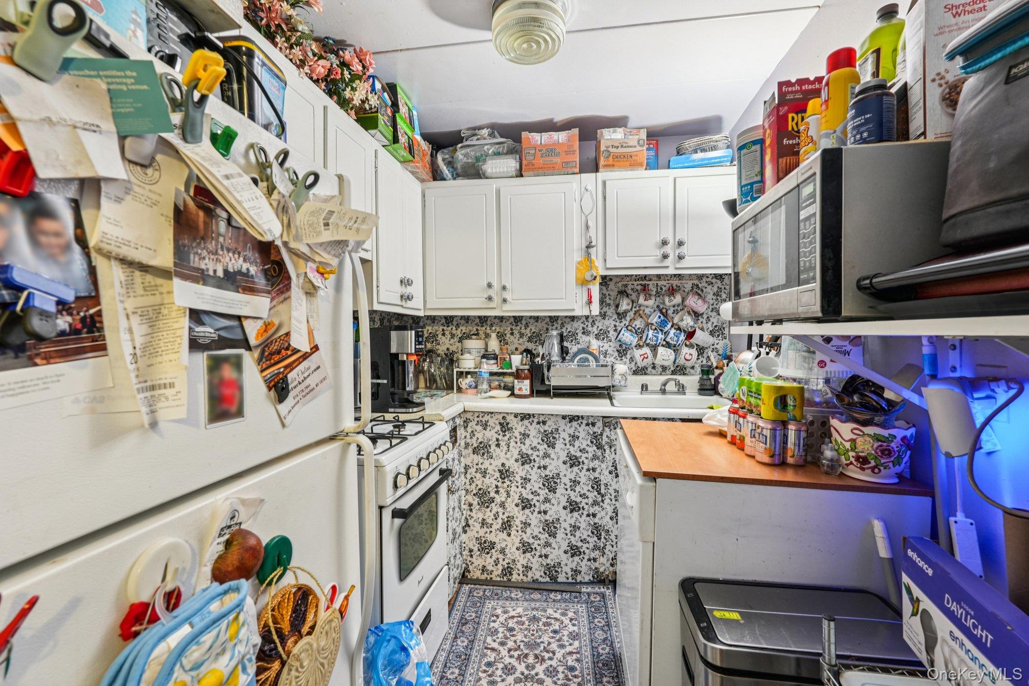 2035 Central Park Avenue 1k Property Photo 8