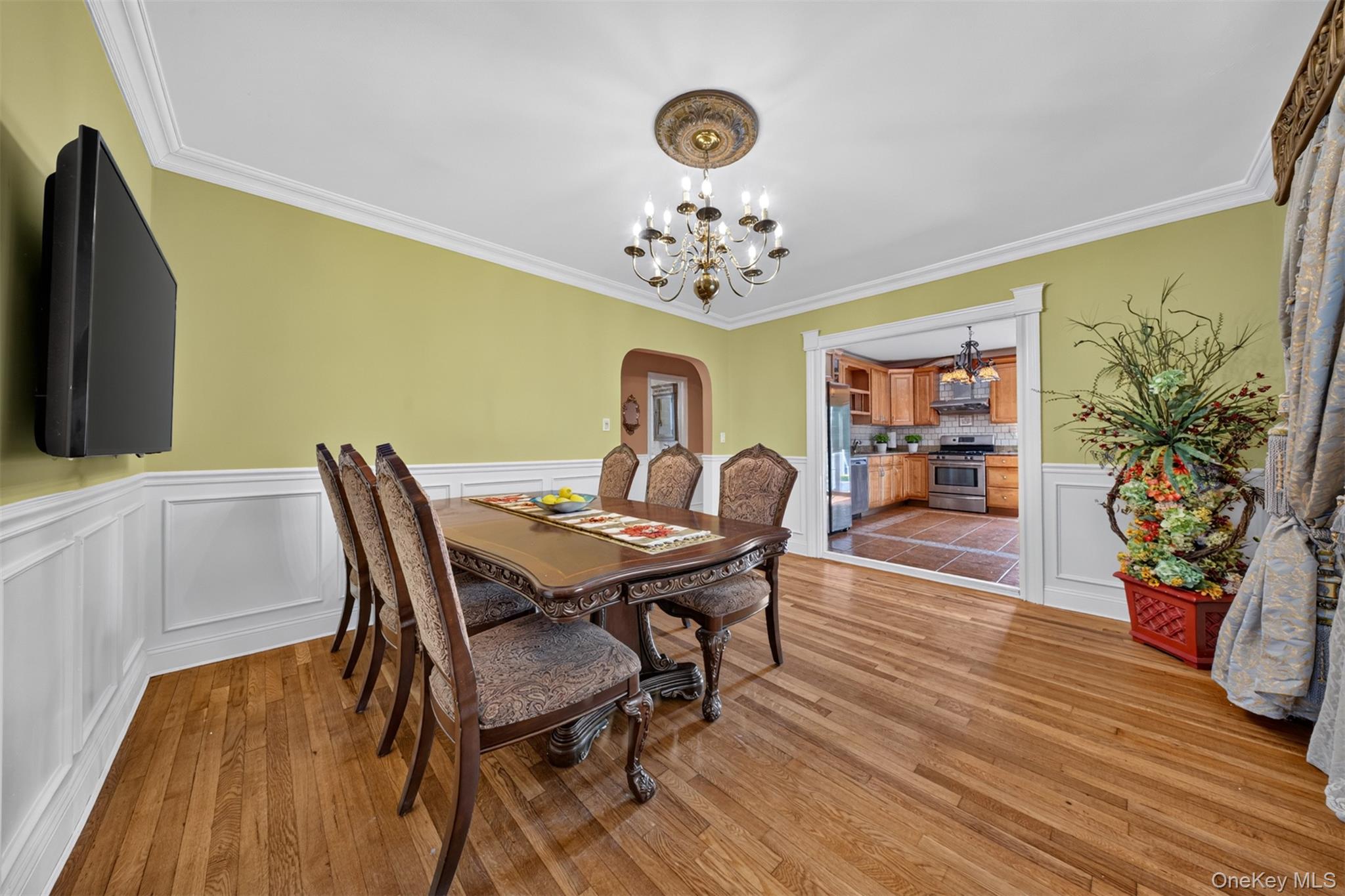 25-36 163rd Street Property Photo 5