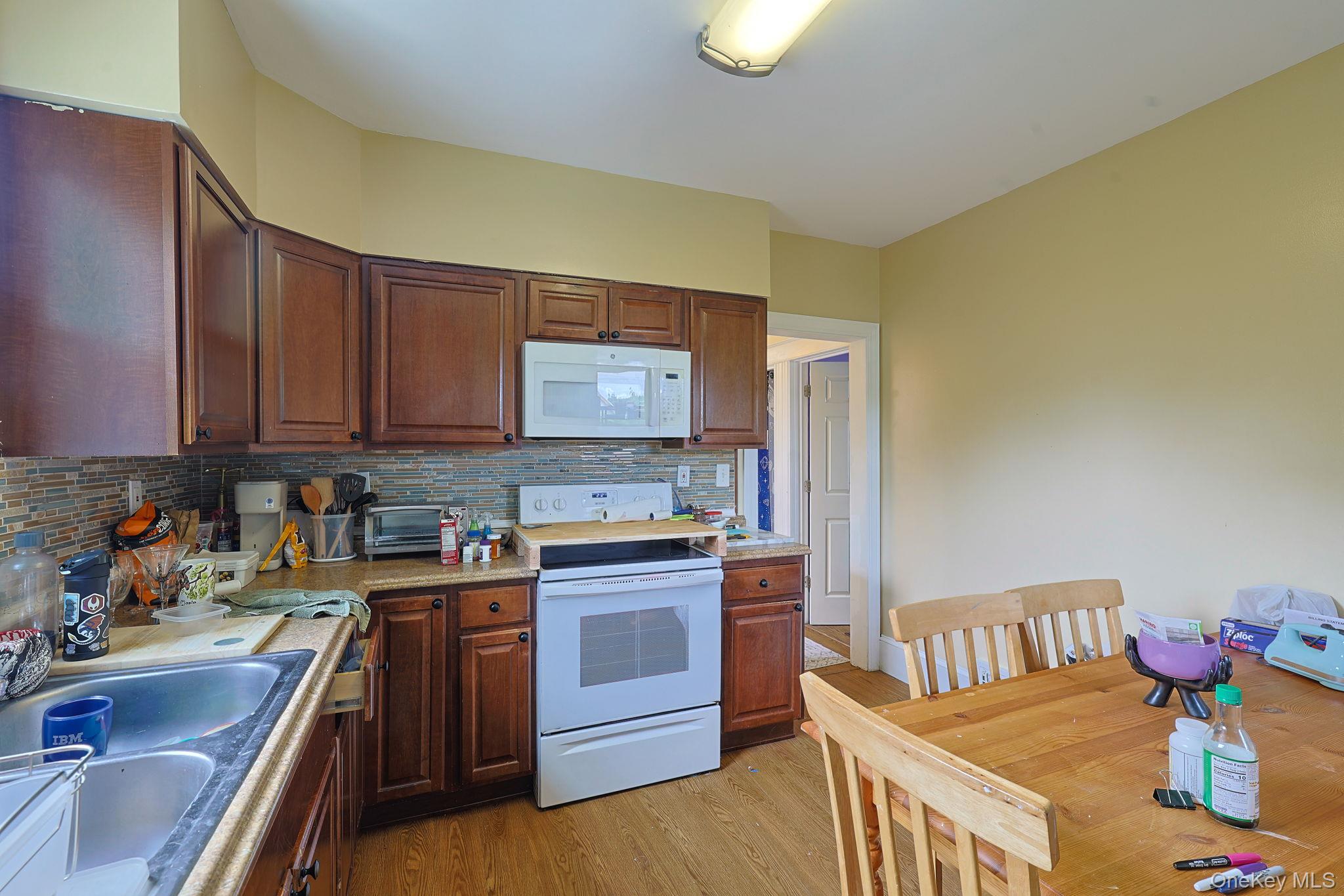1 Park Place Property Photo 7