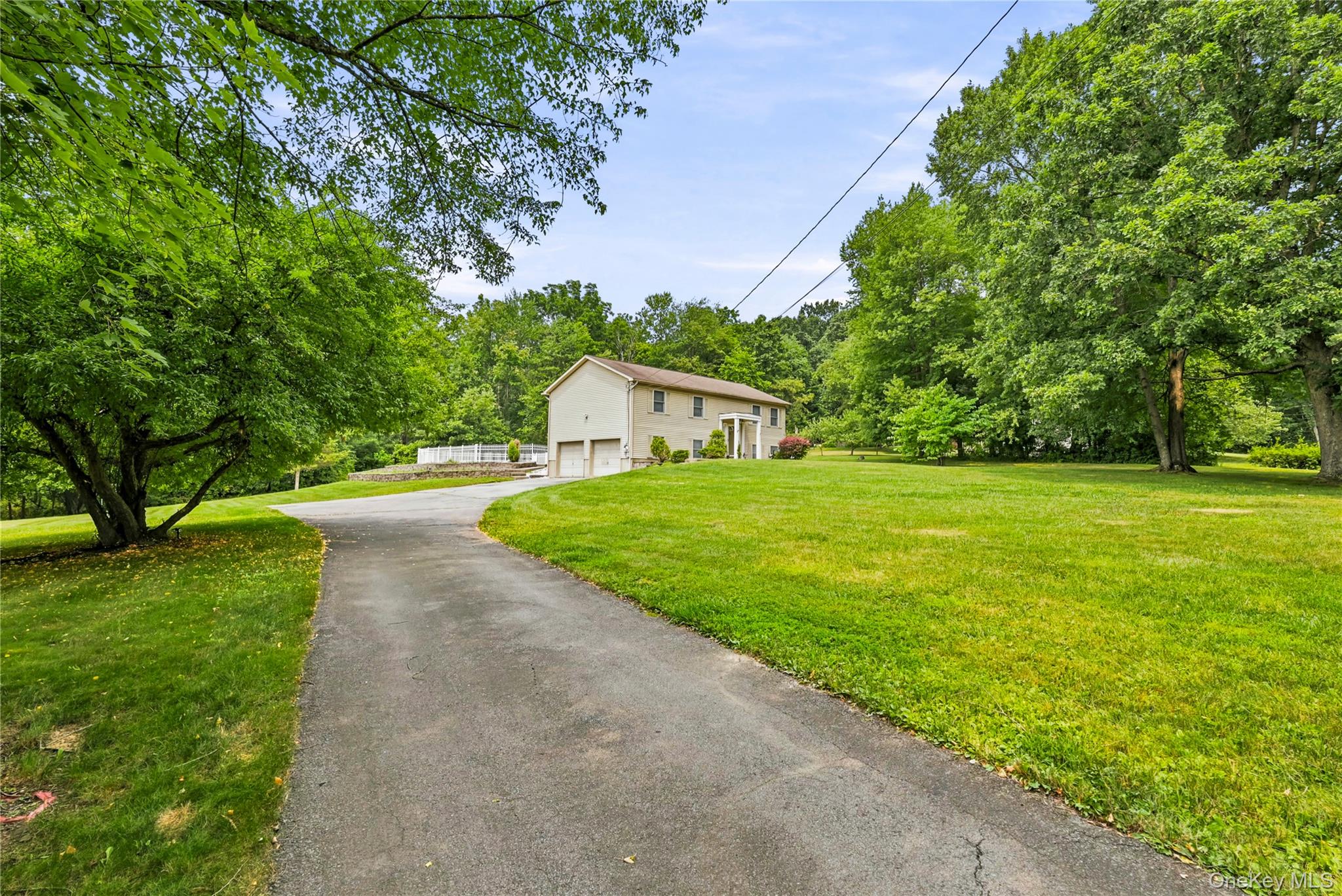564 Clove Road Property Photo 2