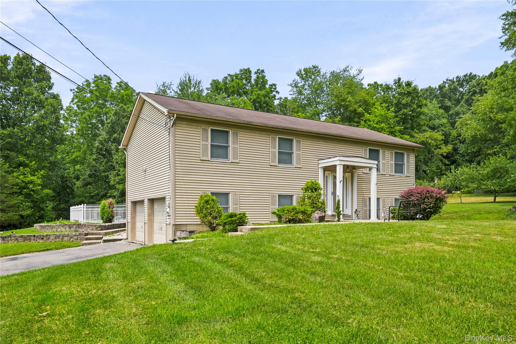 564 Clove Road Property Photo 5