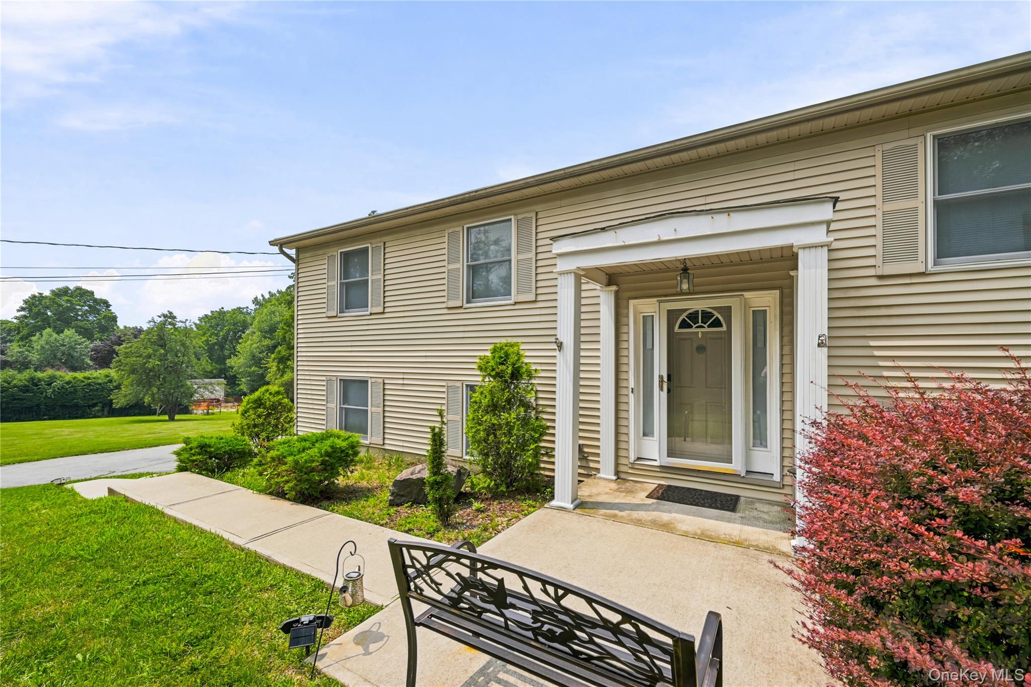564 Clove Road Property Photo 7