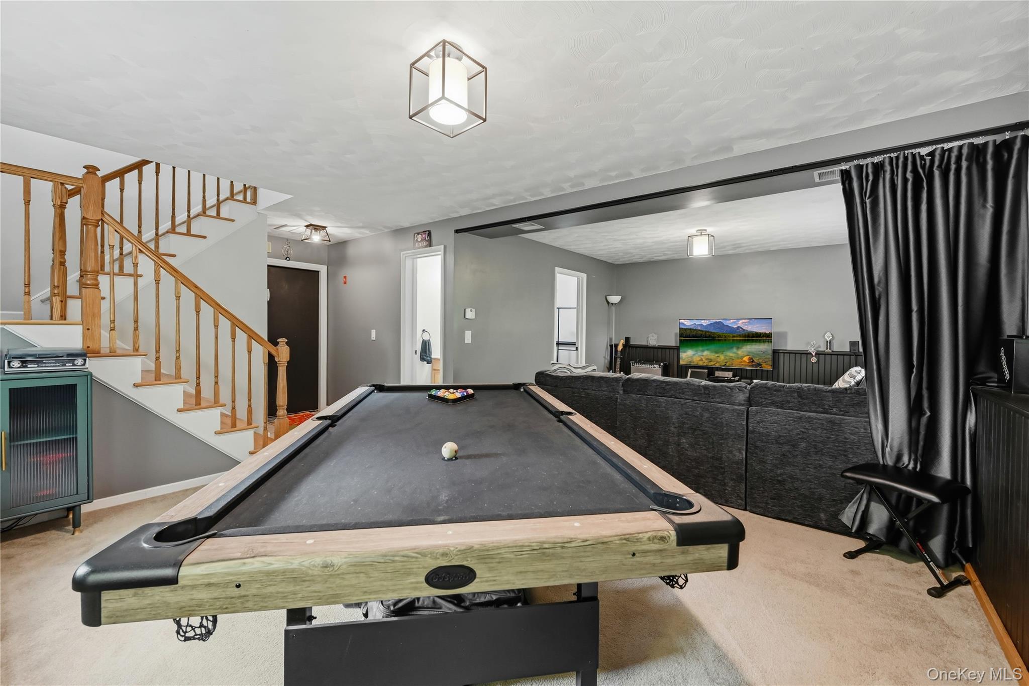 564 Clove Road Property Photo 32