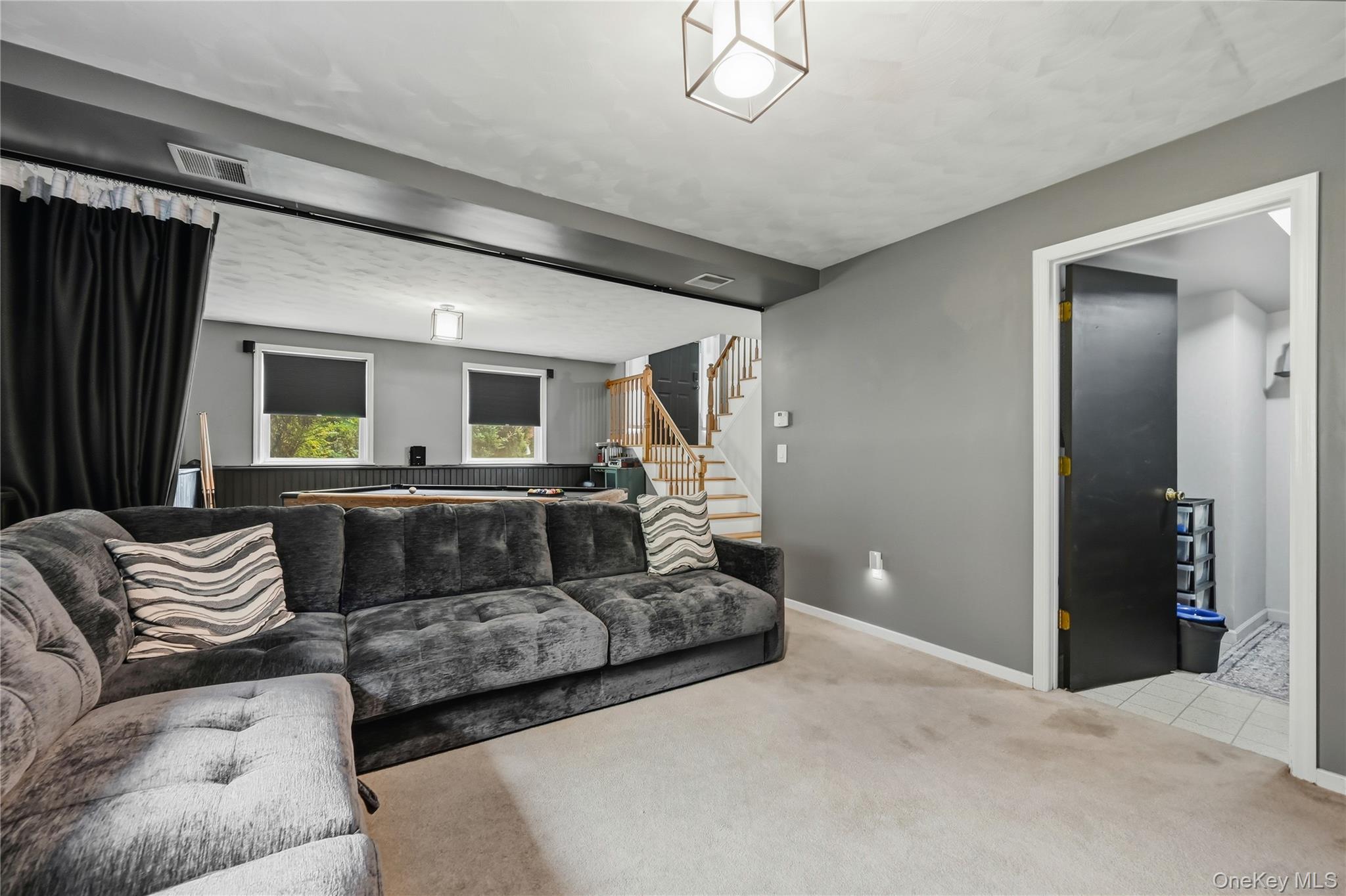 564 Clove Road Property Photo 34