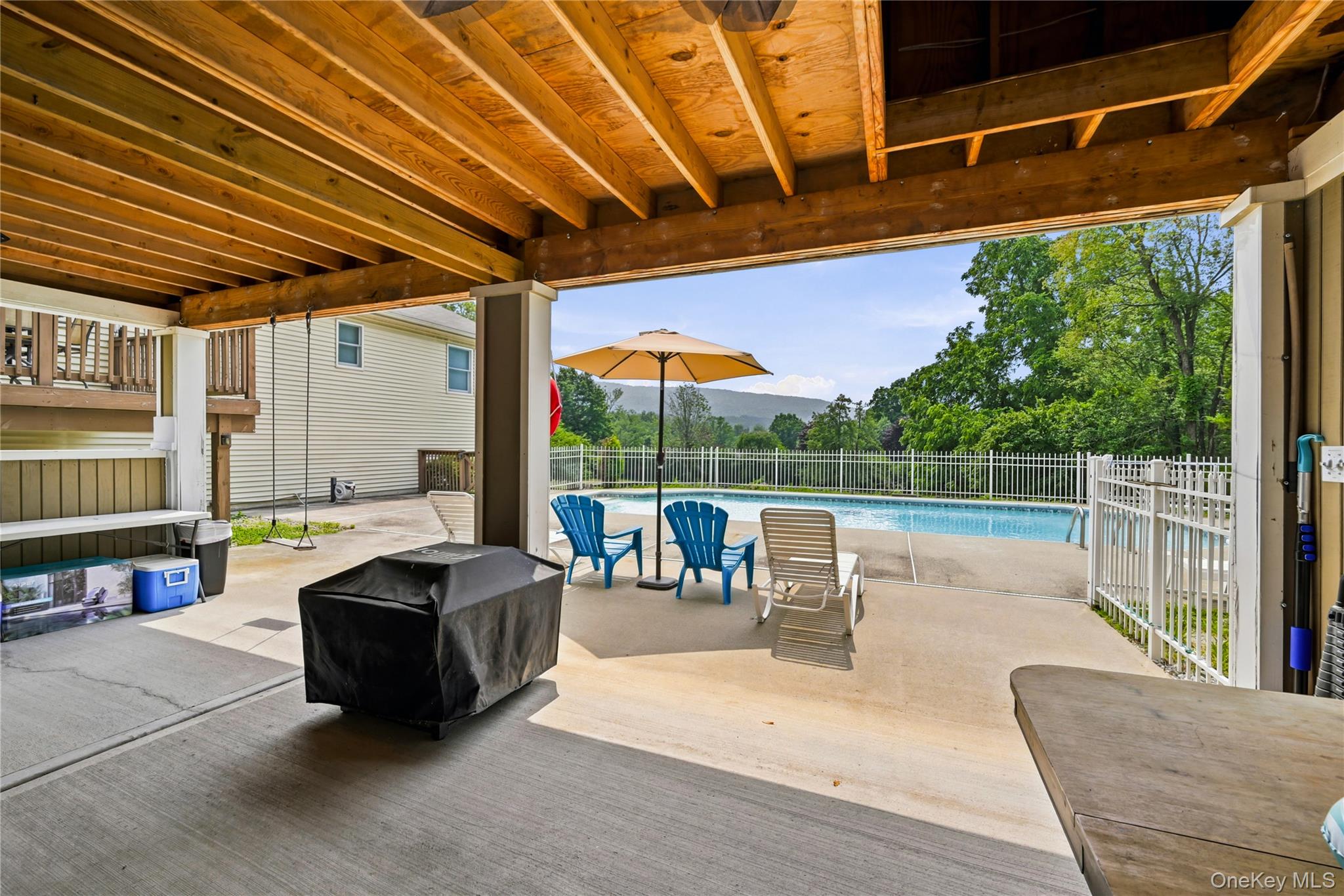 564 Clove Road Property Photo 45