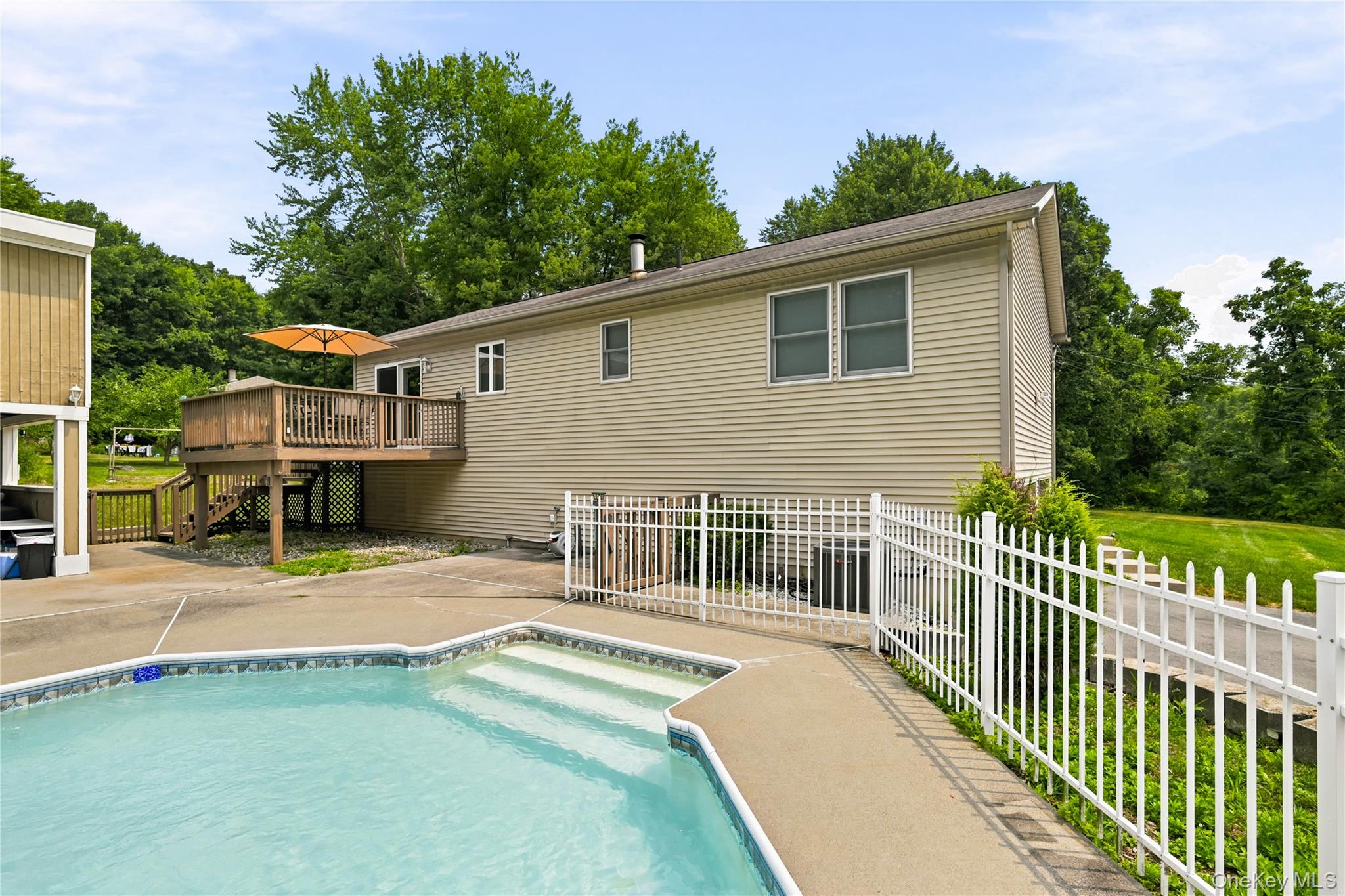 564 Clove Road Property Photo 46