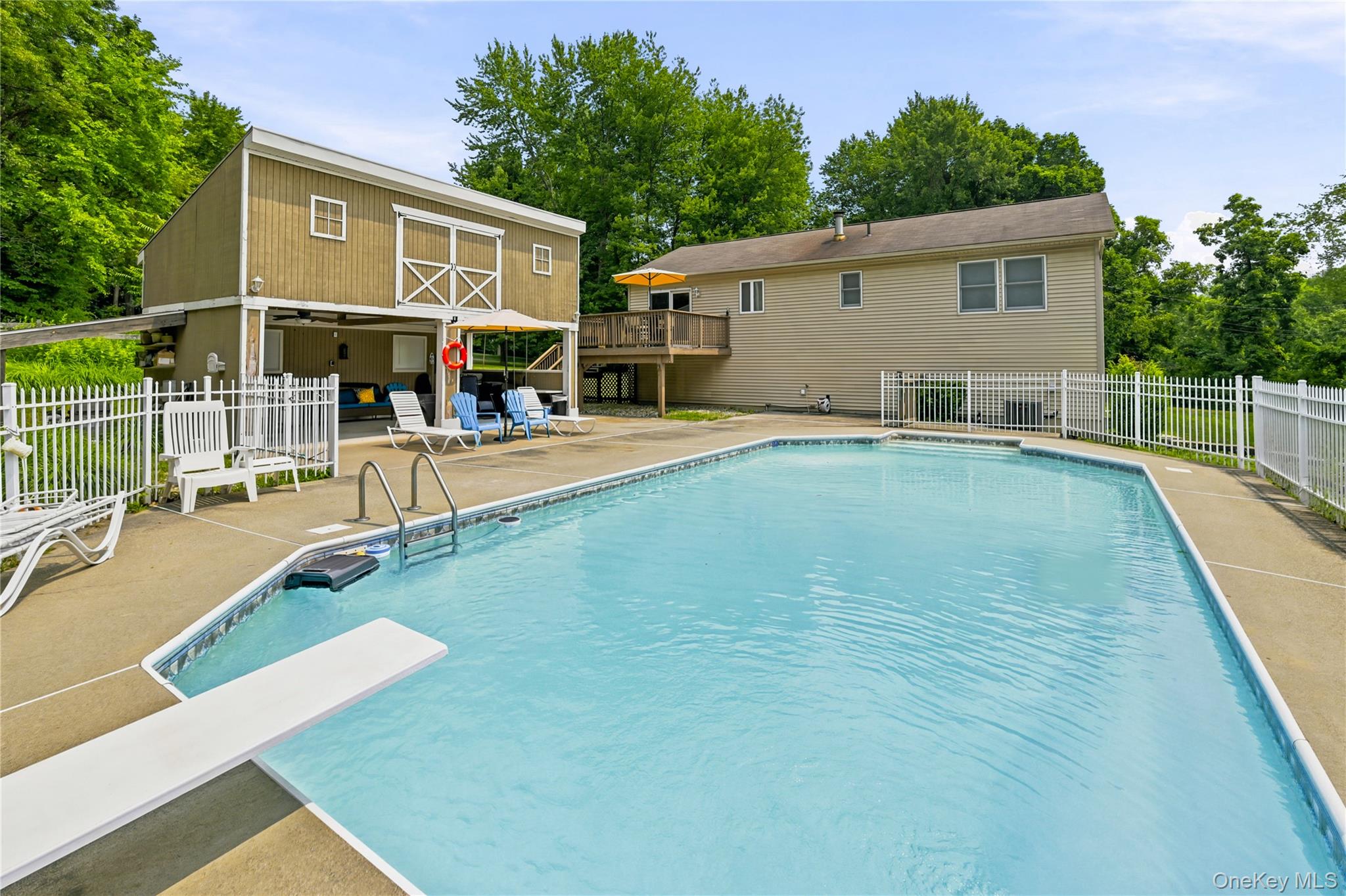 564 Clove Road Property Photo 47