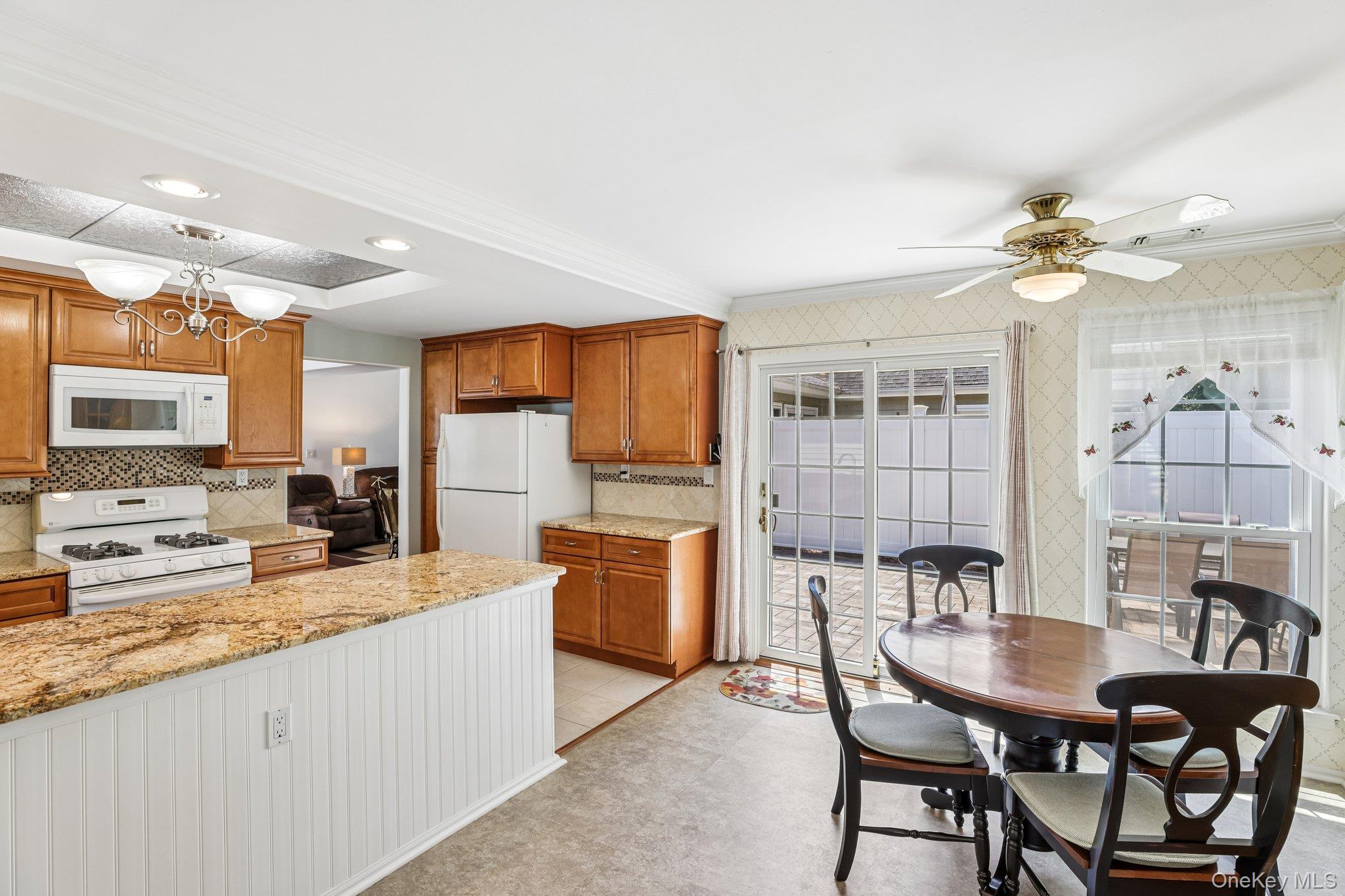 187 Glen Drive Property Photo 14