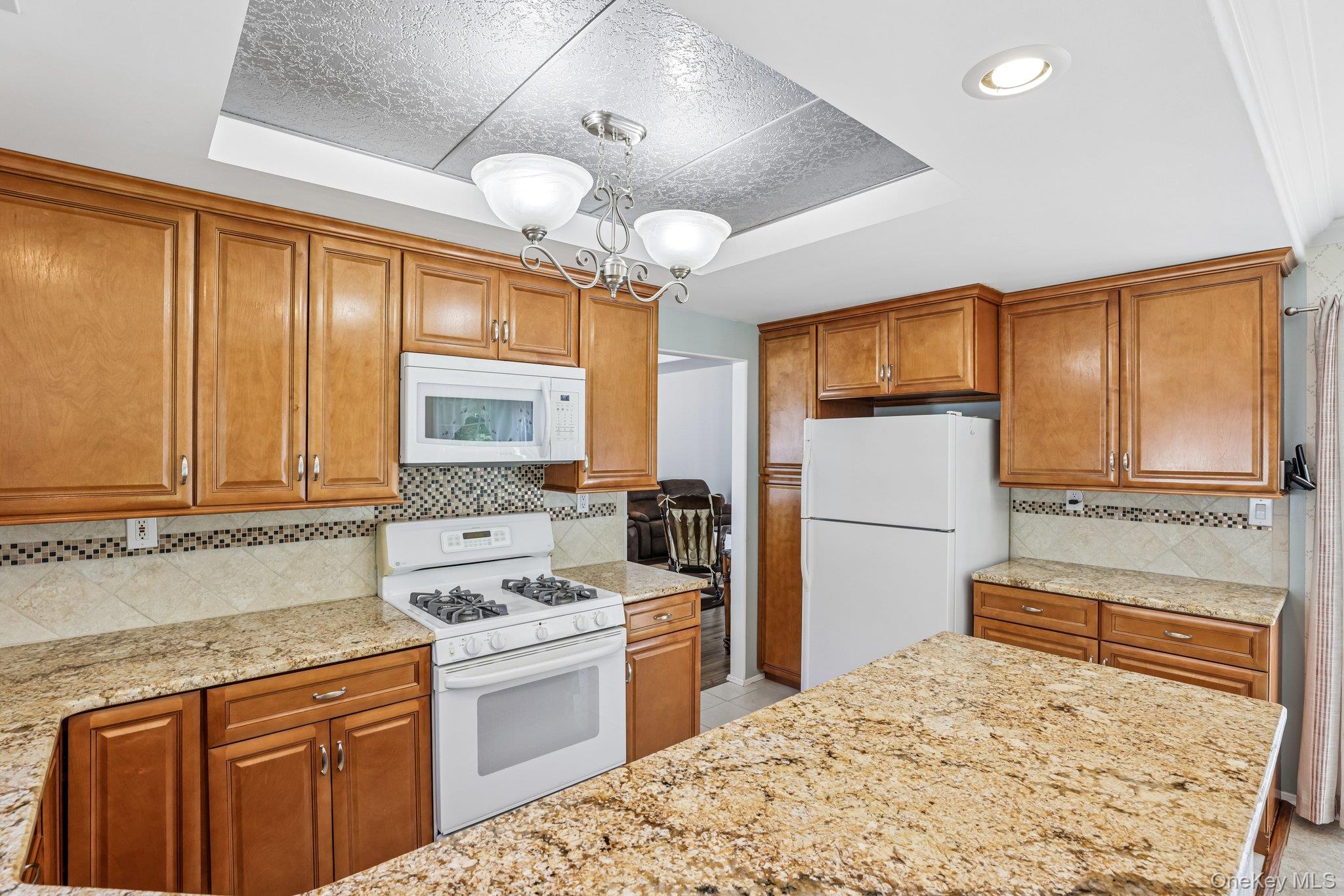 187 Glen Drive Property Photo 15