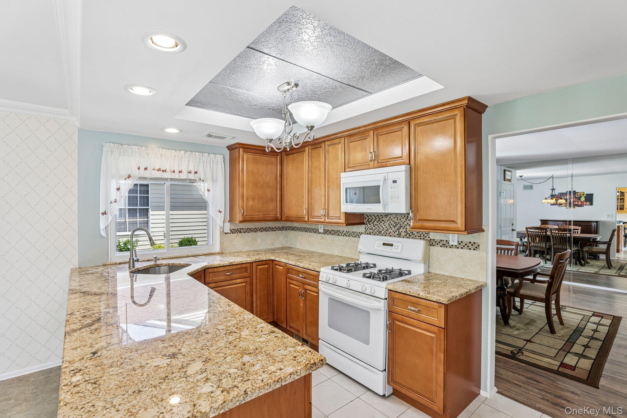187 Glen Drive Property Photo 16