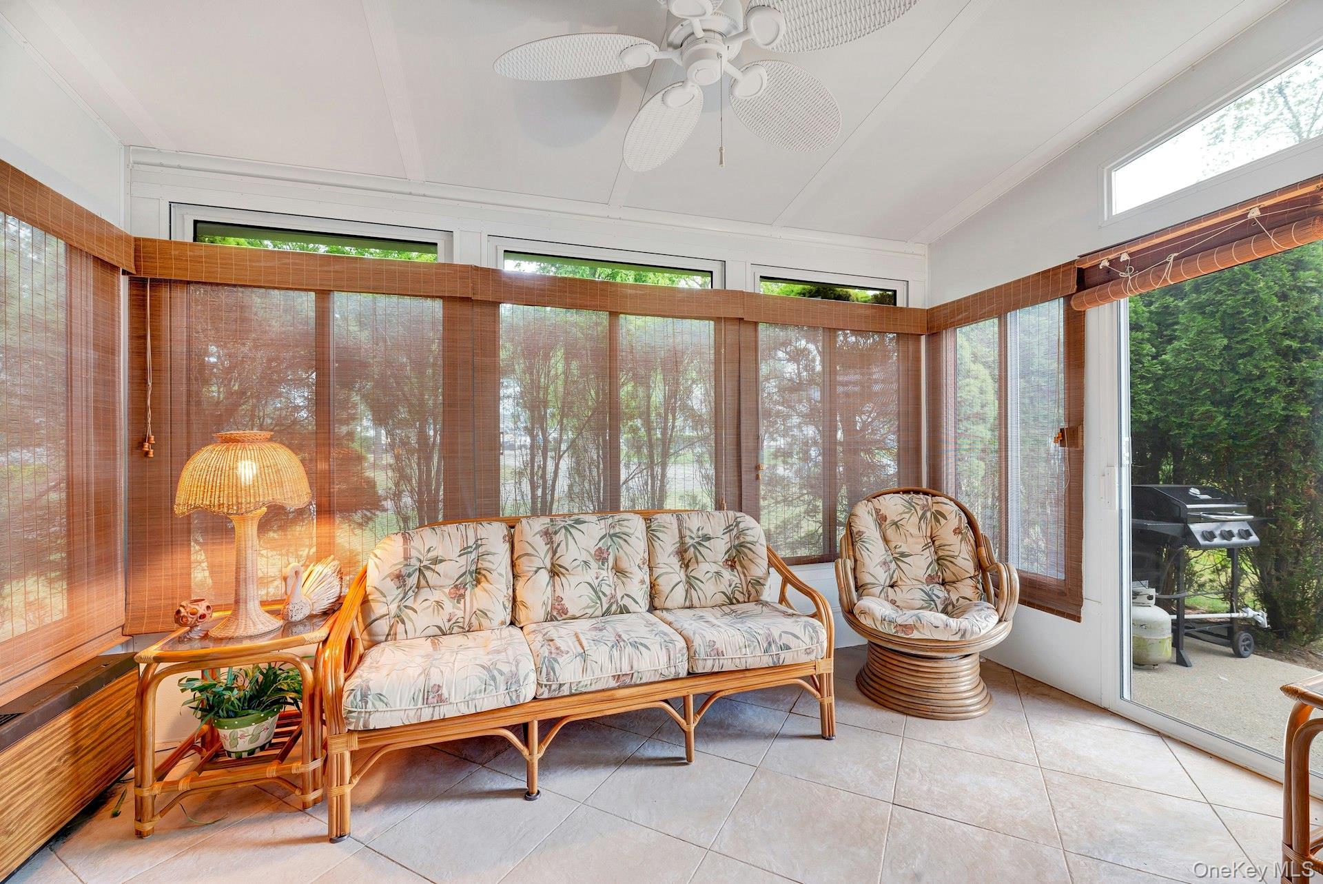 216 River Drive Property Photo 13