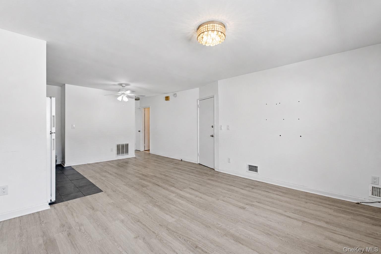 253 Robinson Avenue Property Photo 13