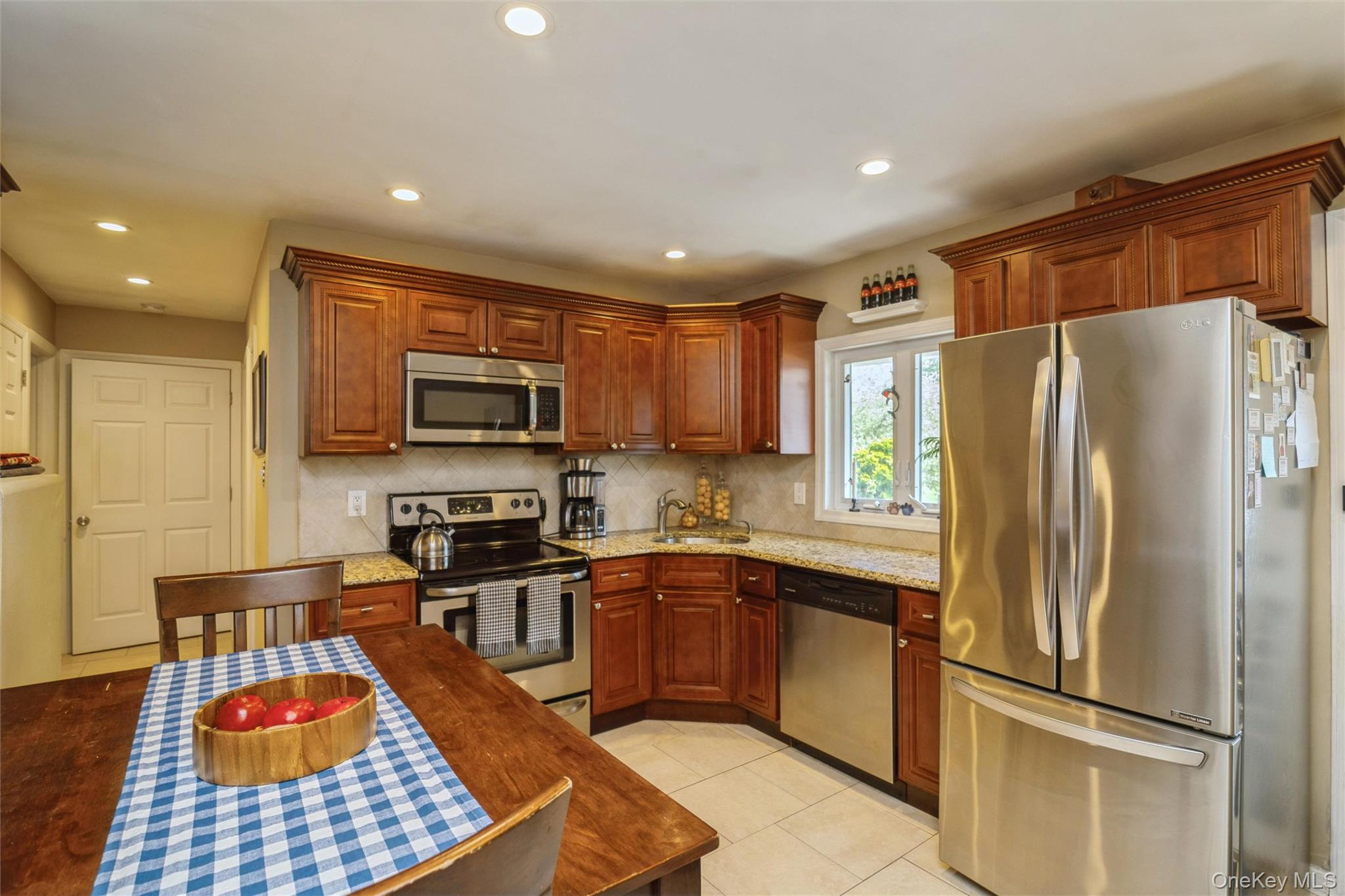 45 Abbot Lane Property Photo 6
