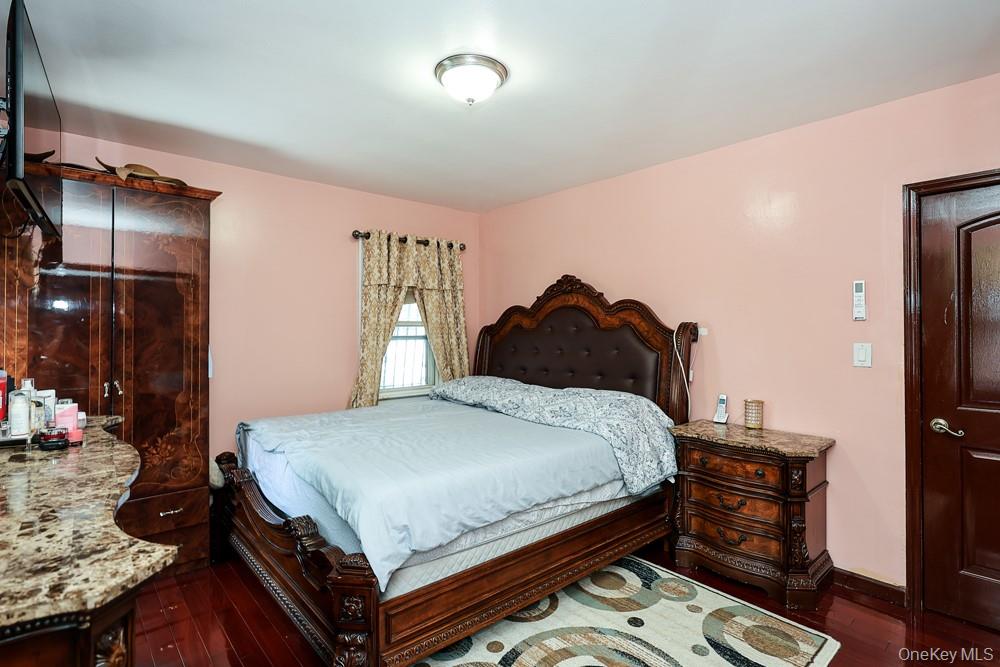 18348 Camden Avenue Property Photo 7