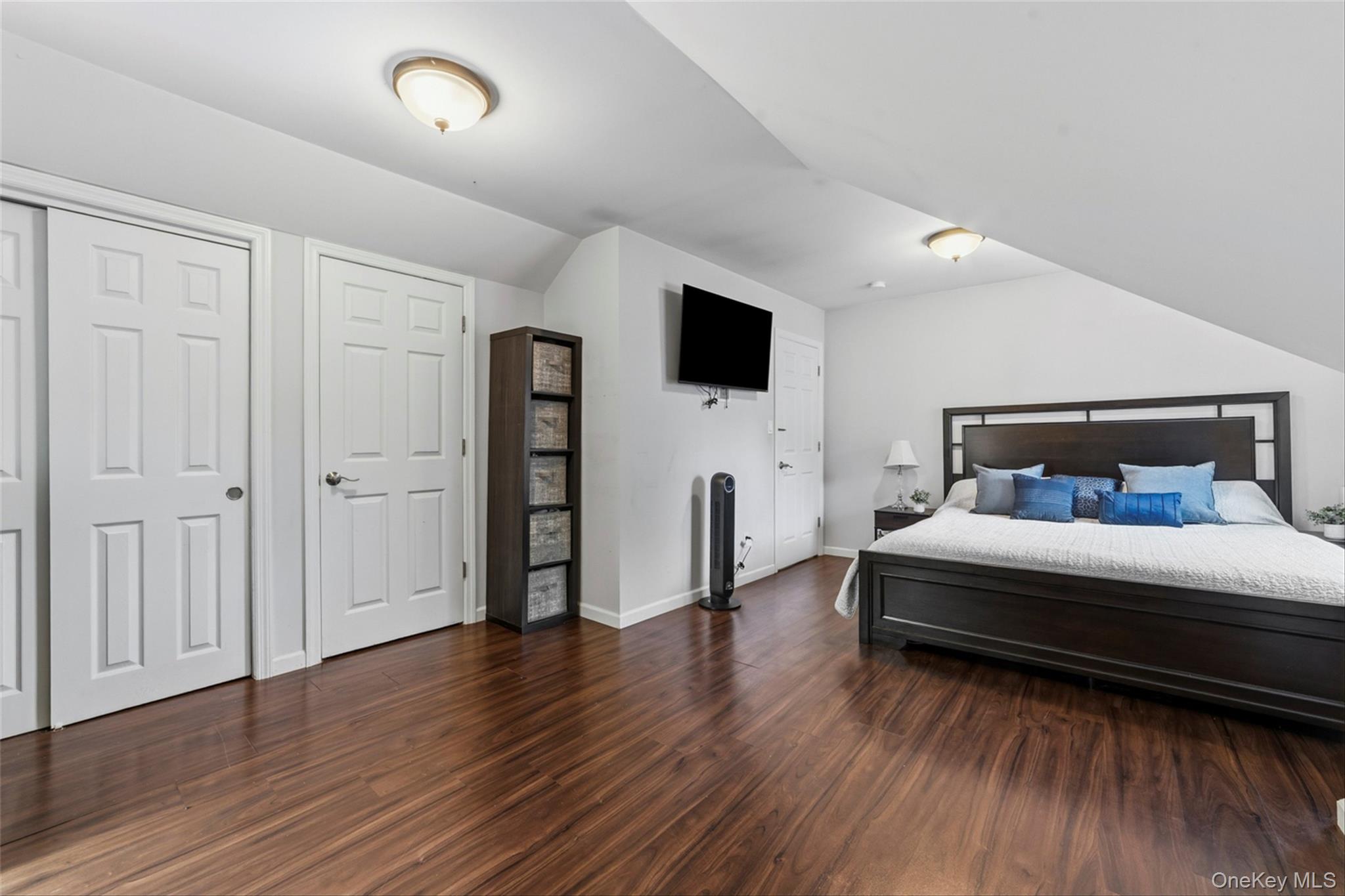 1463 Lincoln Terrace Property Photo 16