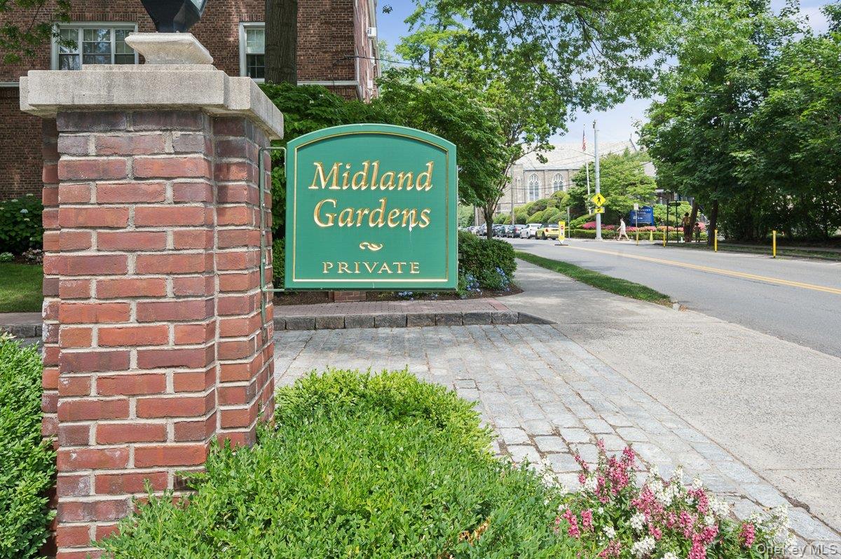 7 Midland Gardens 1m Property Photo 22