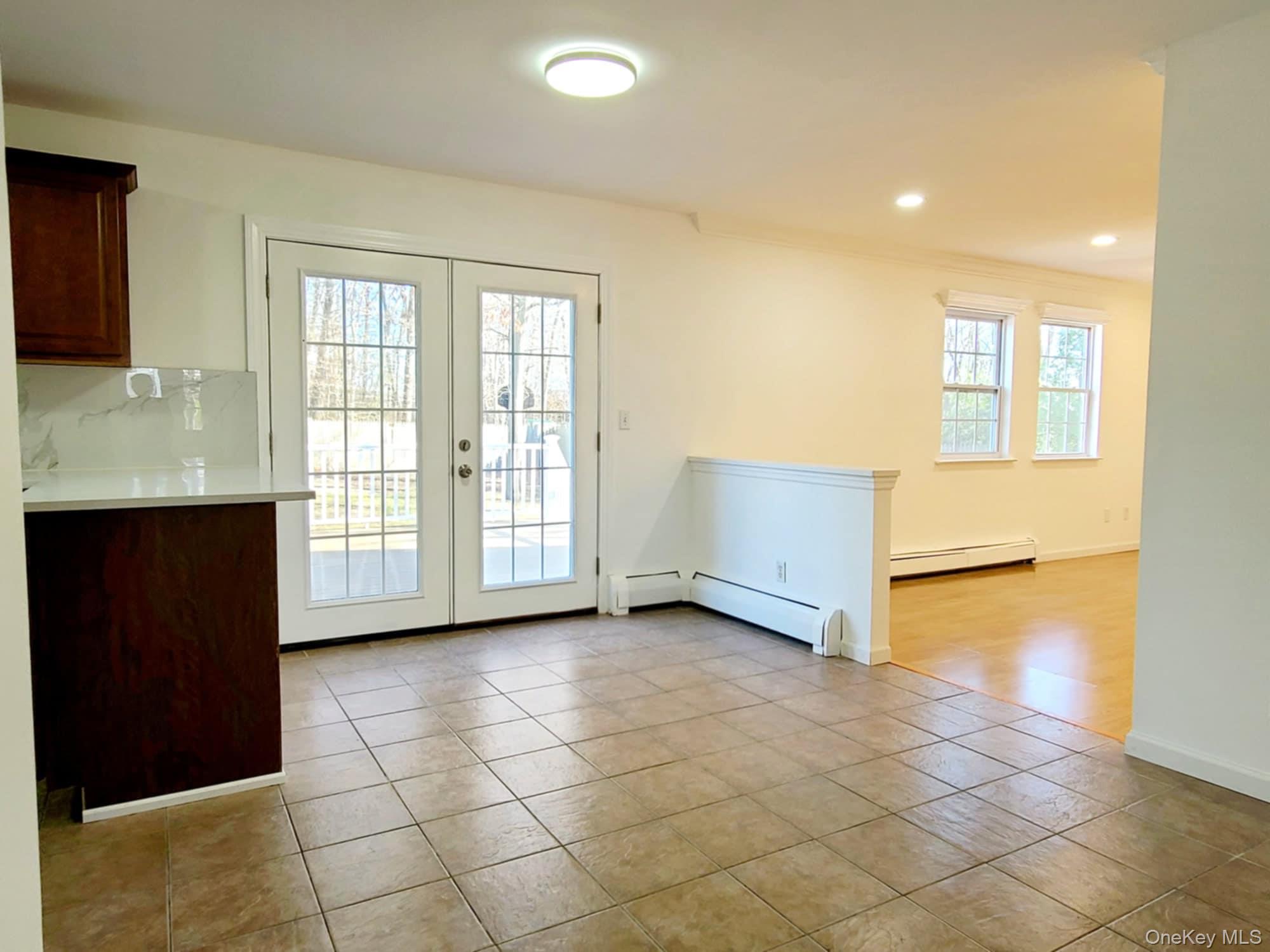 89 Railroad Avenue Property Photo 16