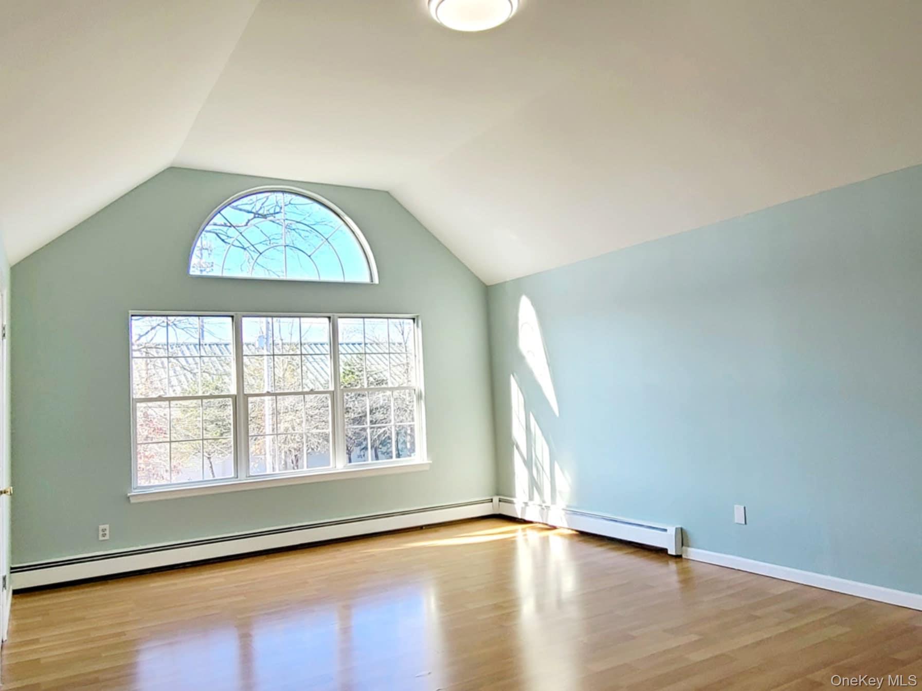89 Railroad Avenue Property Photo 19