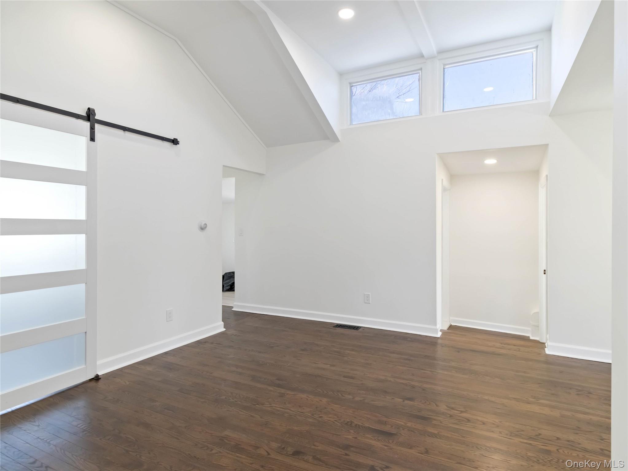 37 New Avenue Property Photo 13