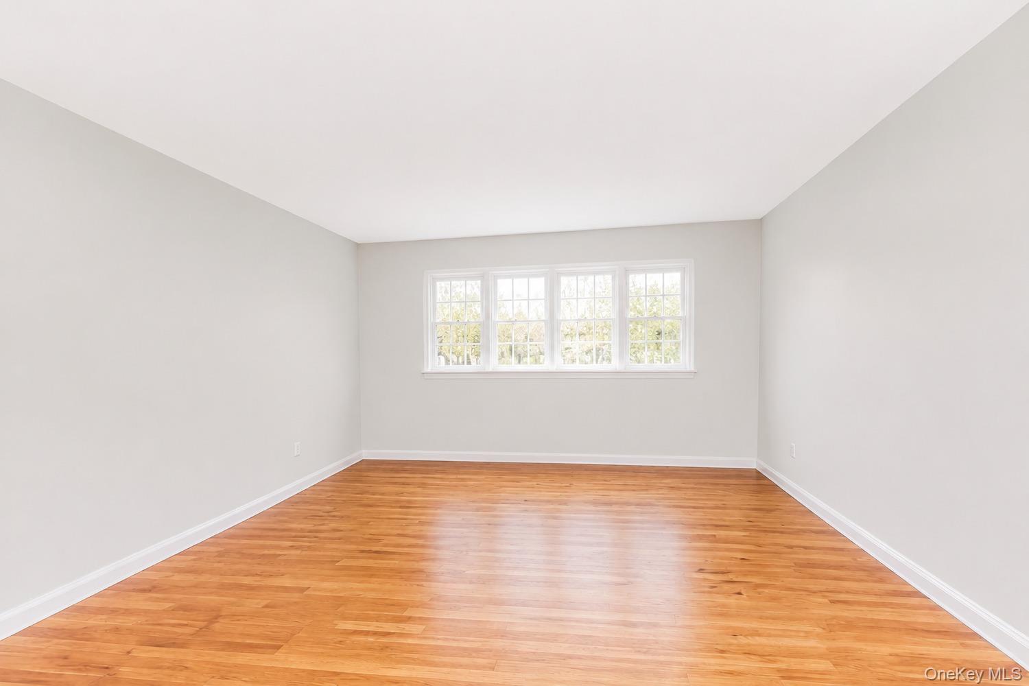 201 Shonnard Terrace Property Photo 4