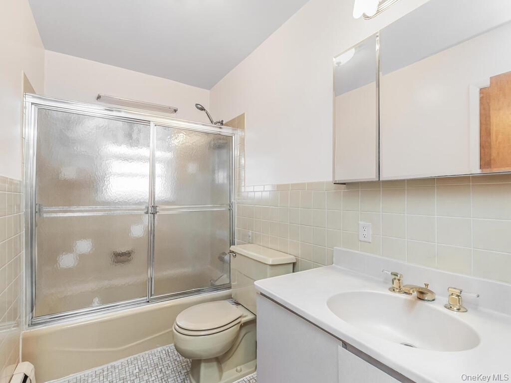 201 Shonnard Terrace Property Photo 12