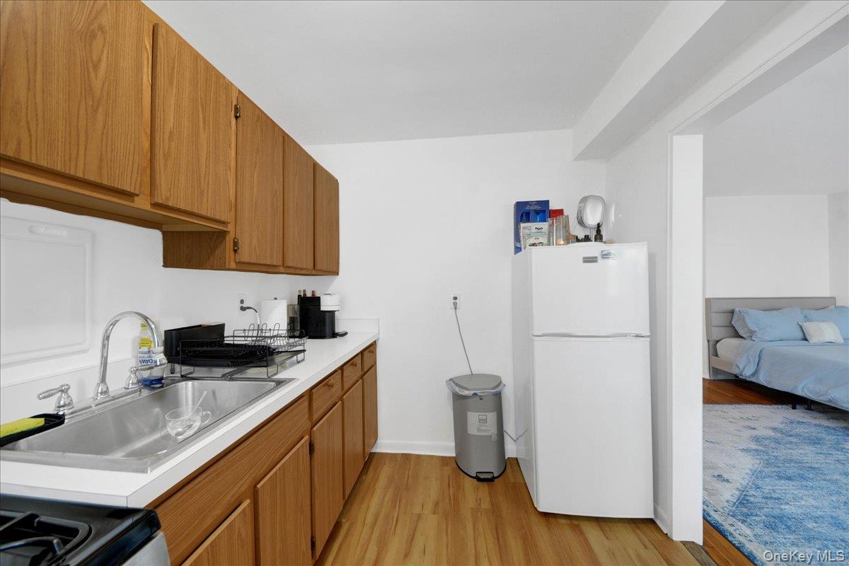 370 Westchester Avenue 3m Property Photo 14
