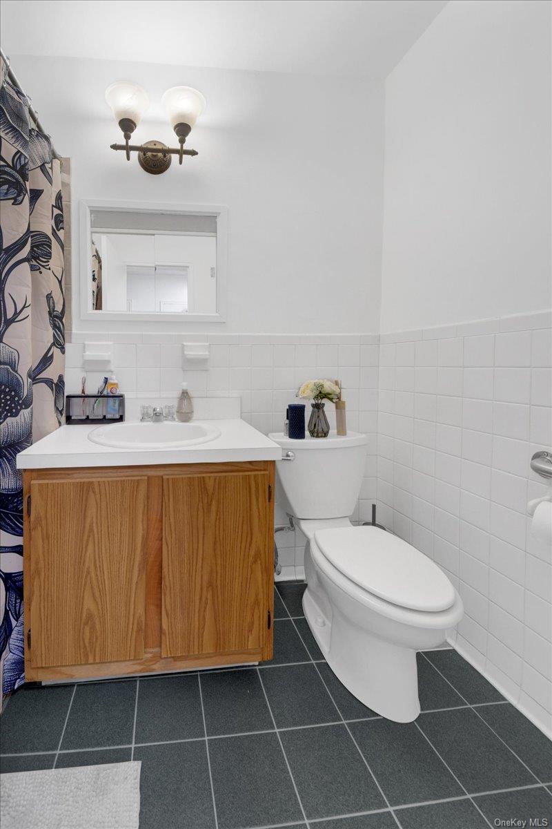 370 Westchester Avenue 3m Property Photo 15