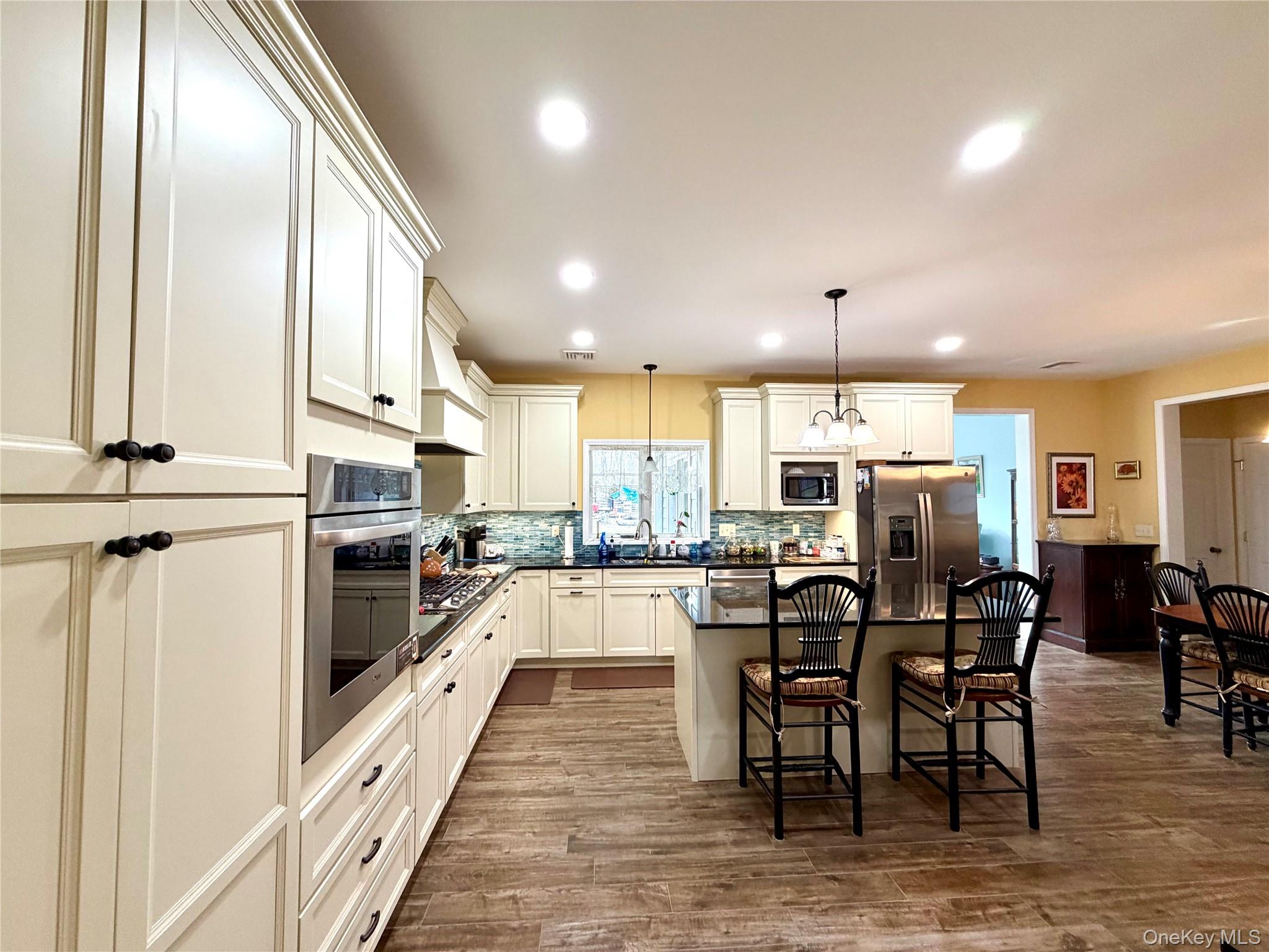 155 Willow Tree Road Property Photo 4