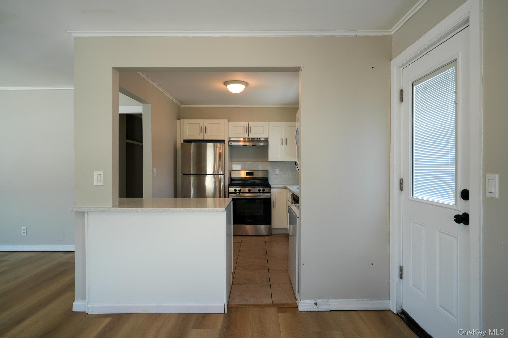59 Troy Avenue Upper Property Photo 7